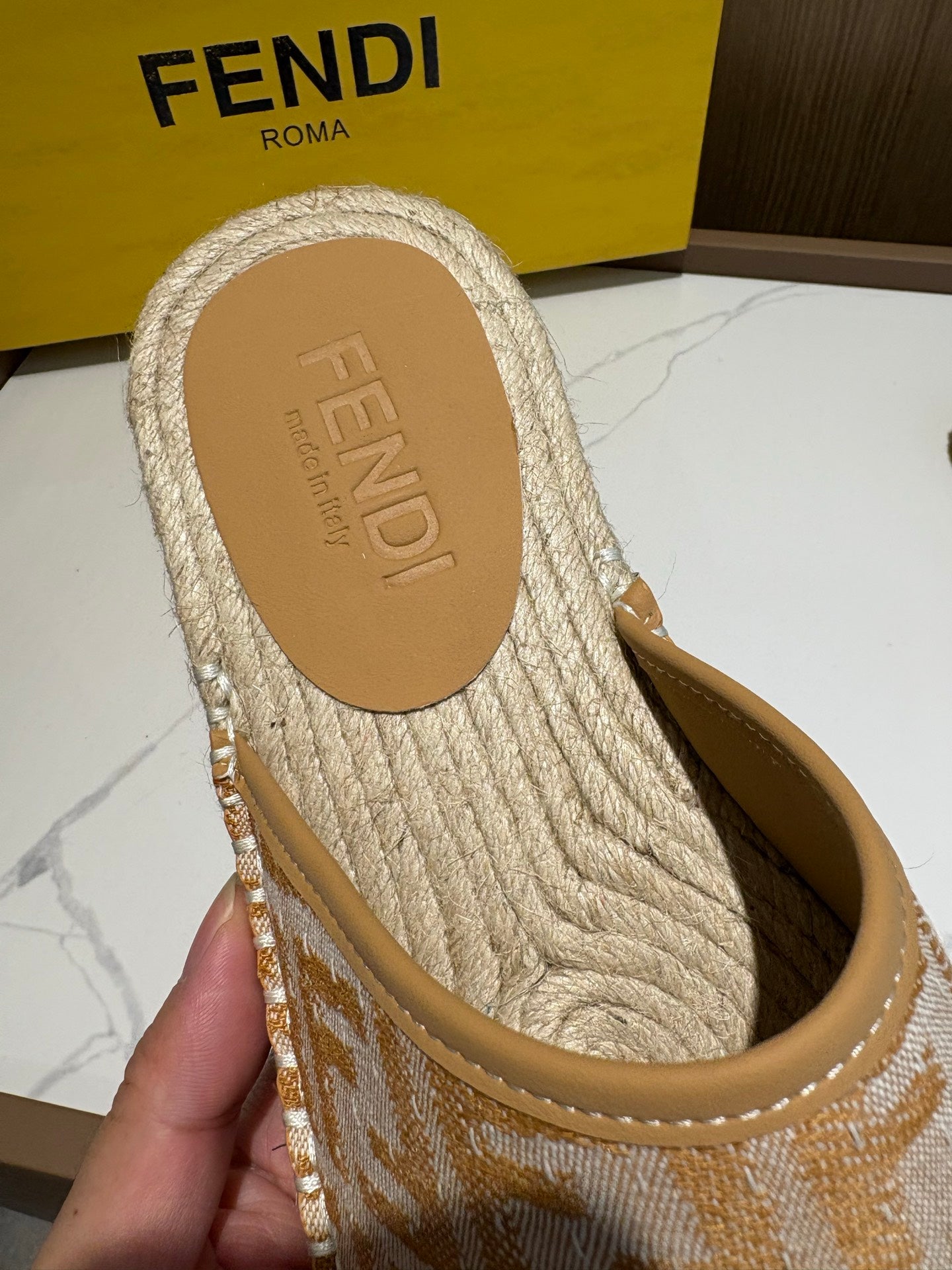 LuxluxHouse Best Quality Sandals Fendi