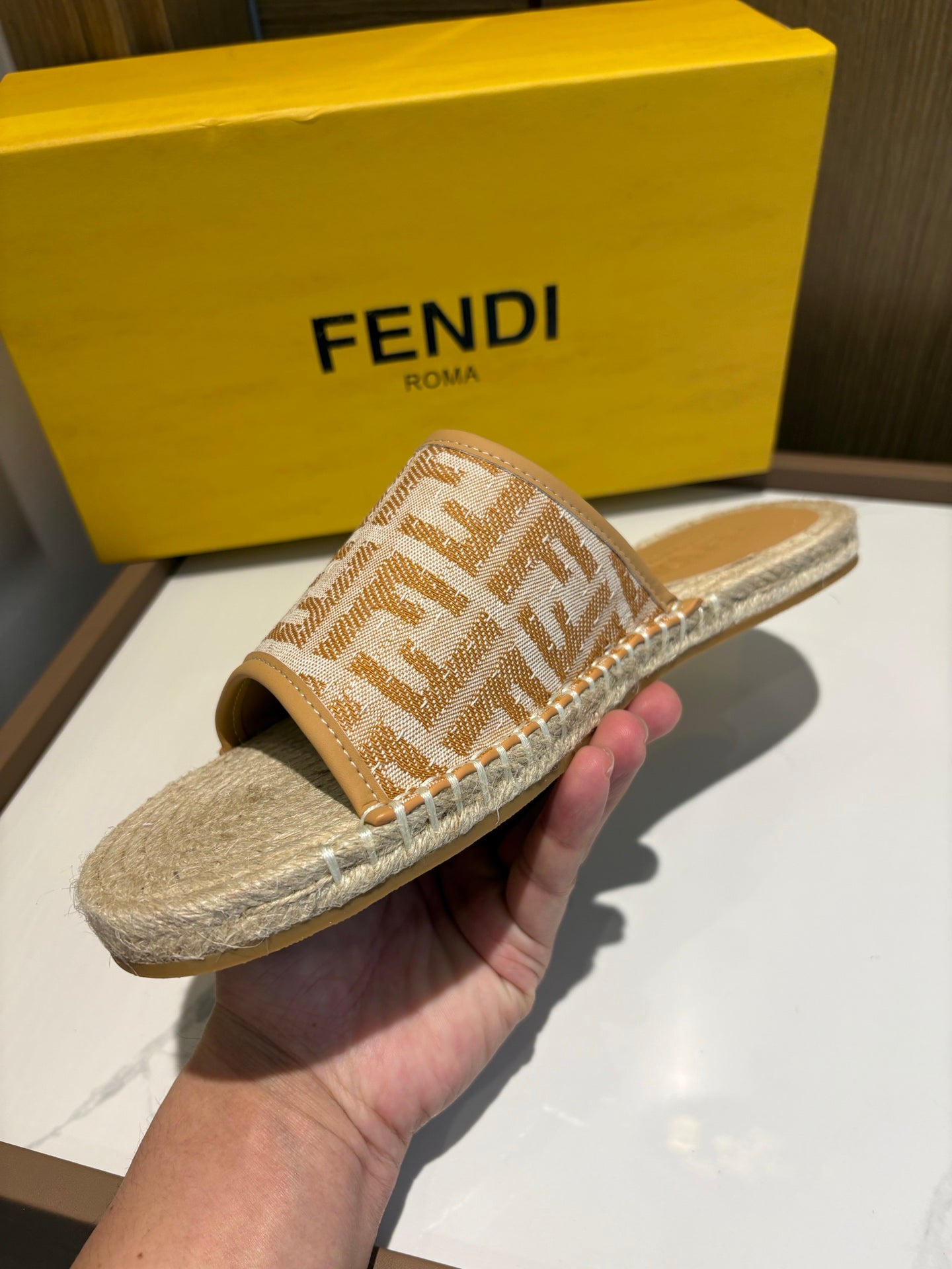 LuxluxHouse Best Quality Sandals Fendi