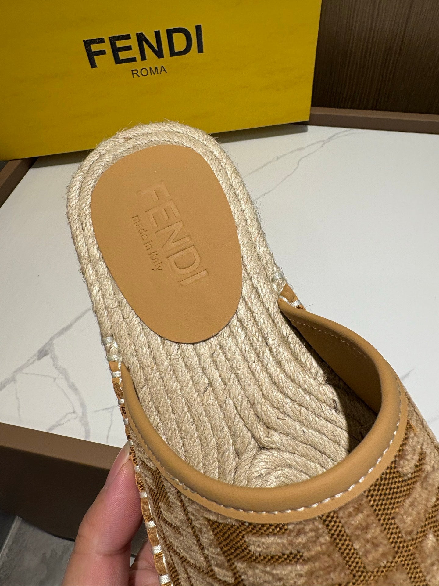LuxluxHouse Best Quality Sandals Fendi