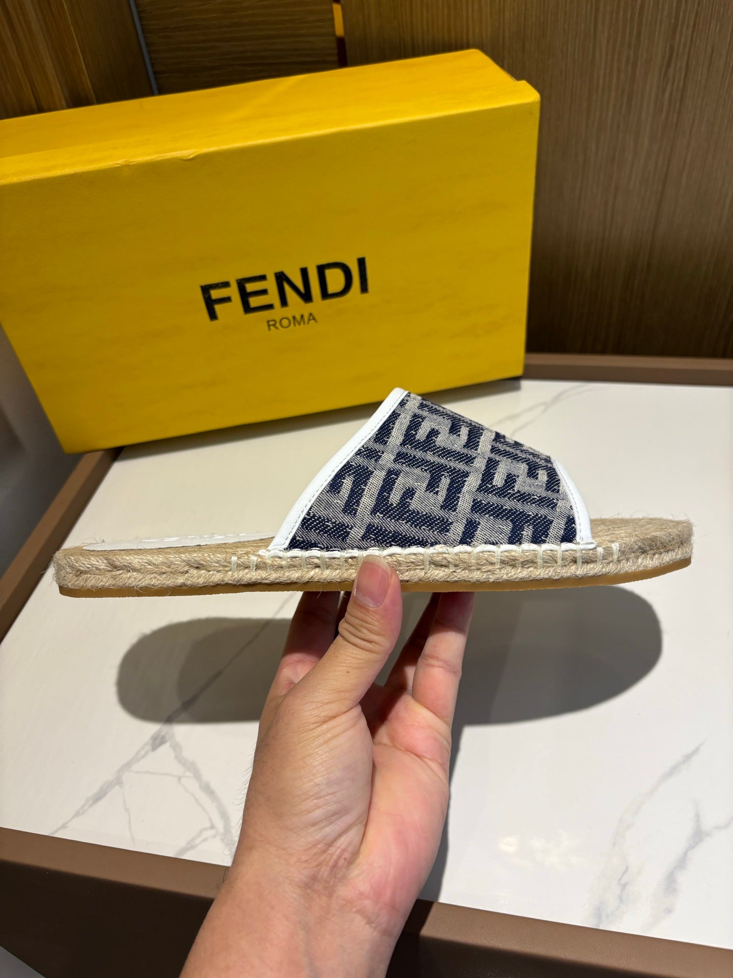 LuxluxHouse Best Quality Sandals Fendi
