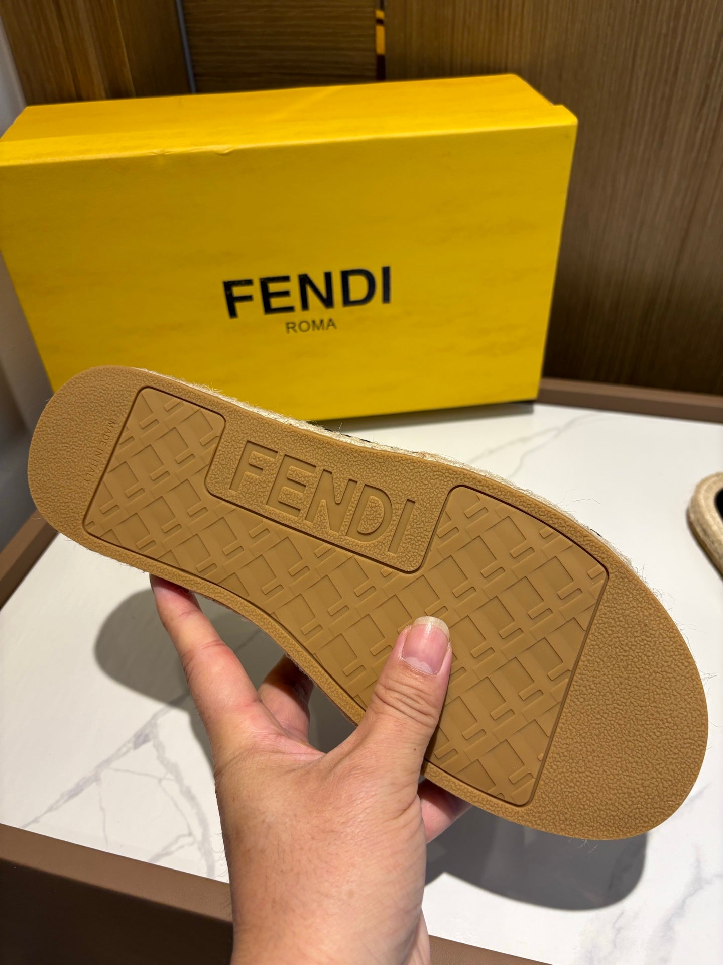 LuxluxHouse Best Quality Sandals Fendi