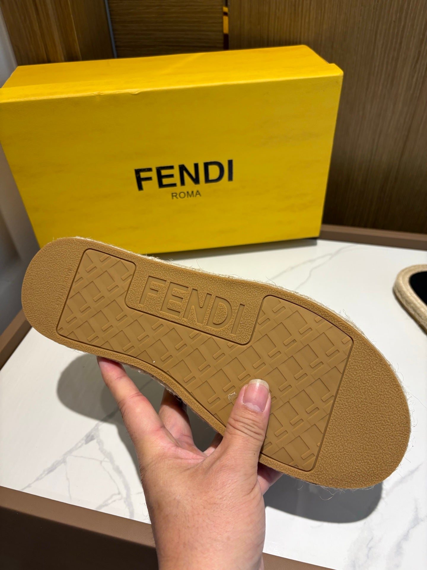 LuxluxHouse Best Quality Sandals Fendi