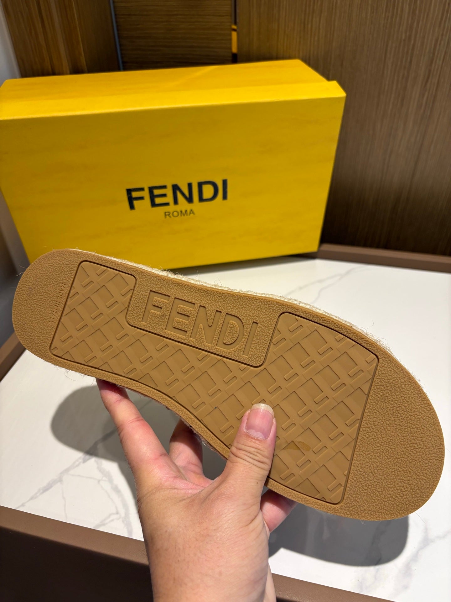 LuxluxHouse Best Quality Sandals Fendi