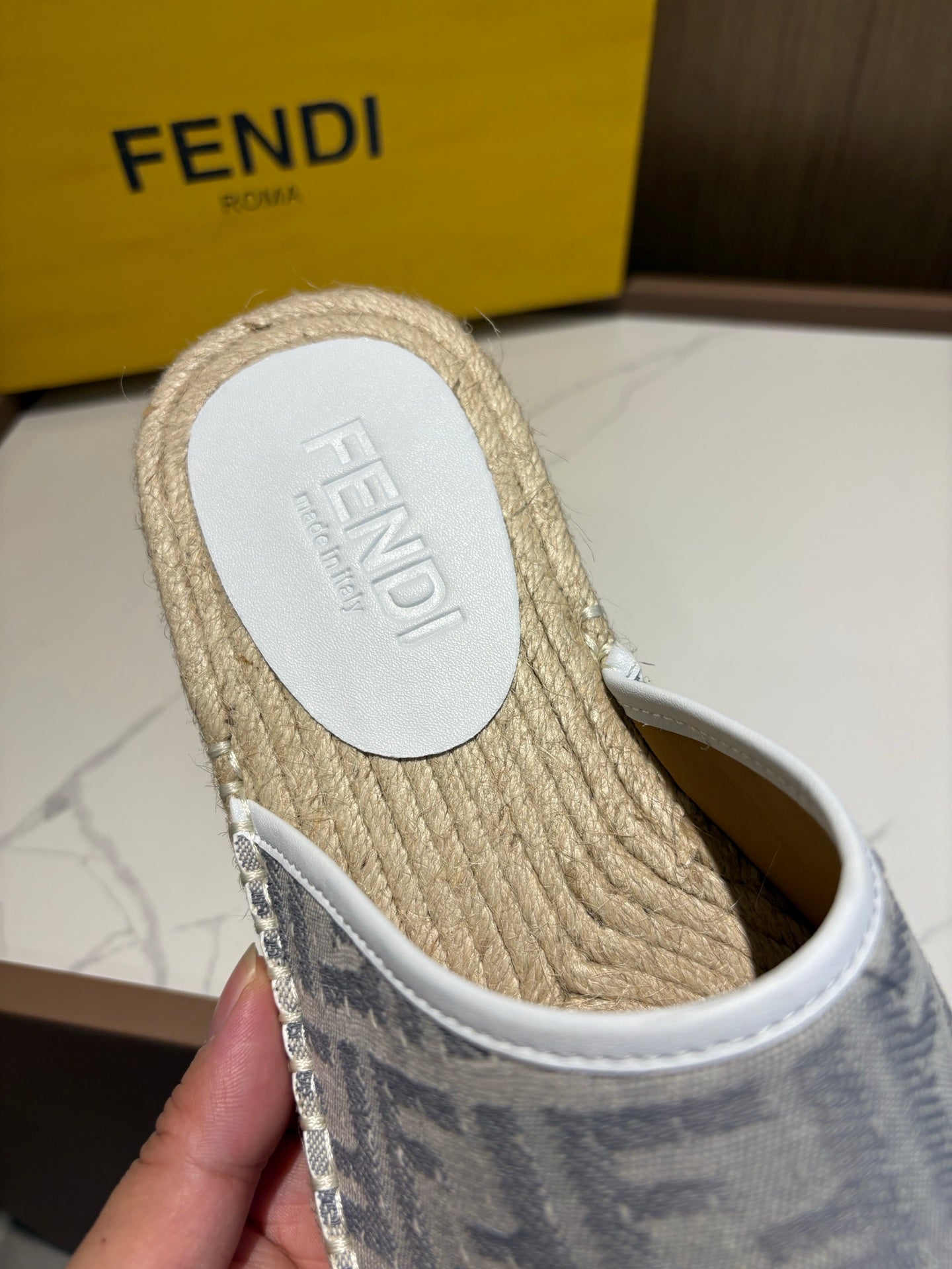 LuxluxHouse Best Quality Sandals Fendi