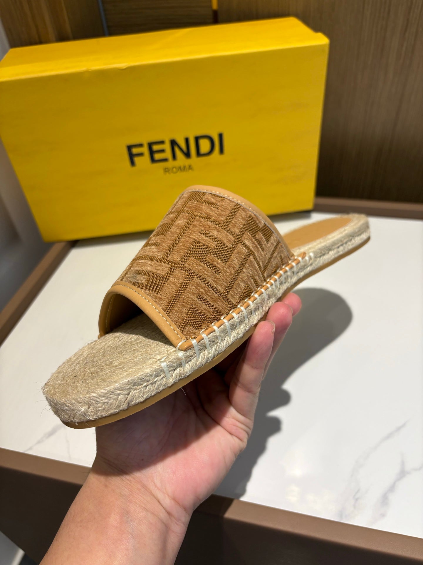 LuxluxHouse Best Quality Sandals Fendi