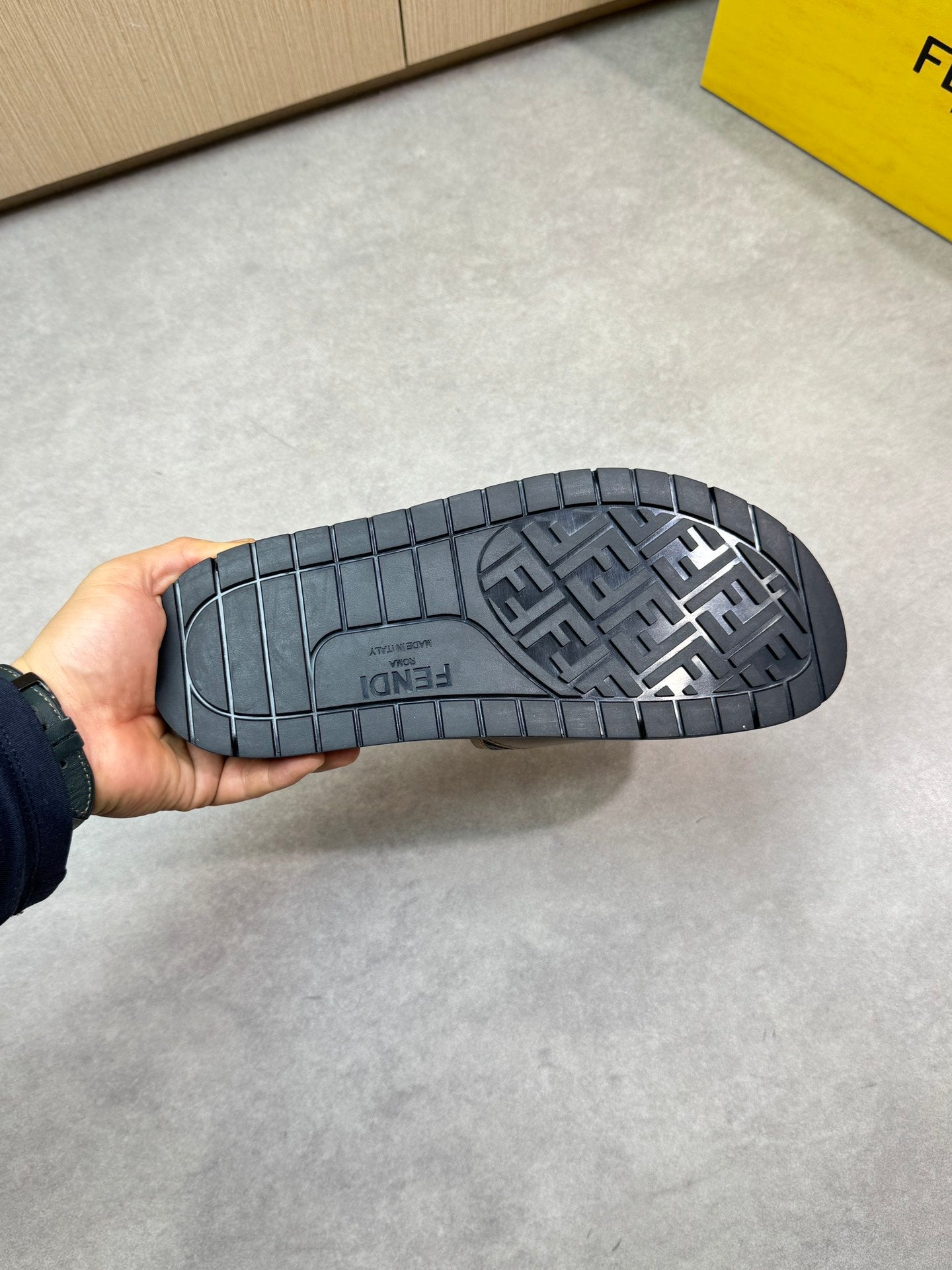 LuxluxHouse Best Quality Sandals Fendi