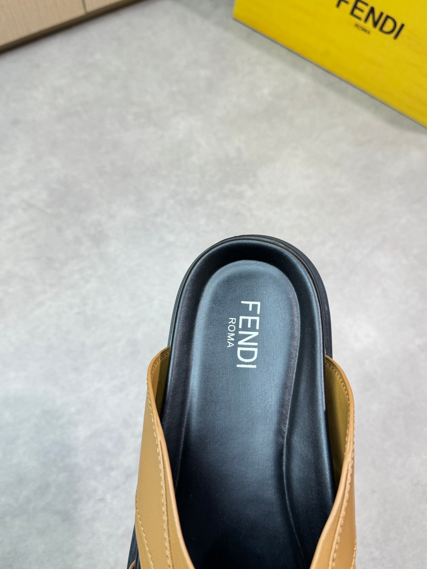 LuxluxHouse Best Quality Sandals Fendi