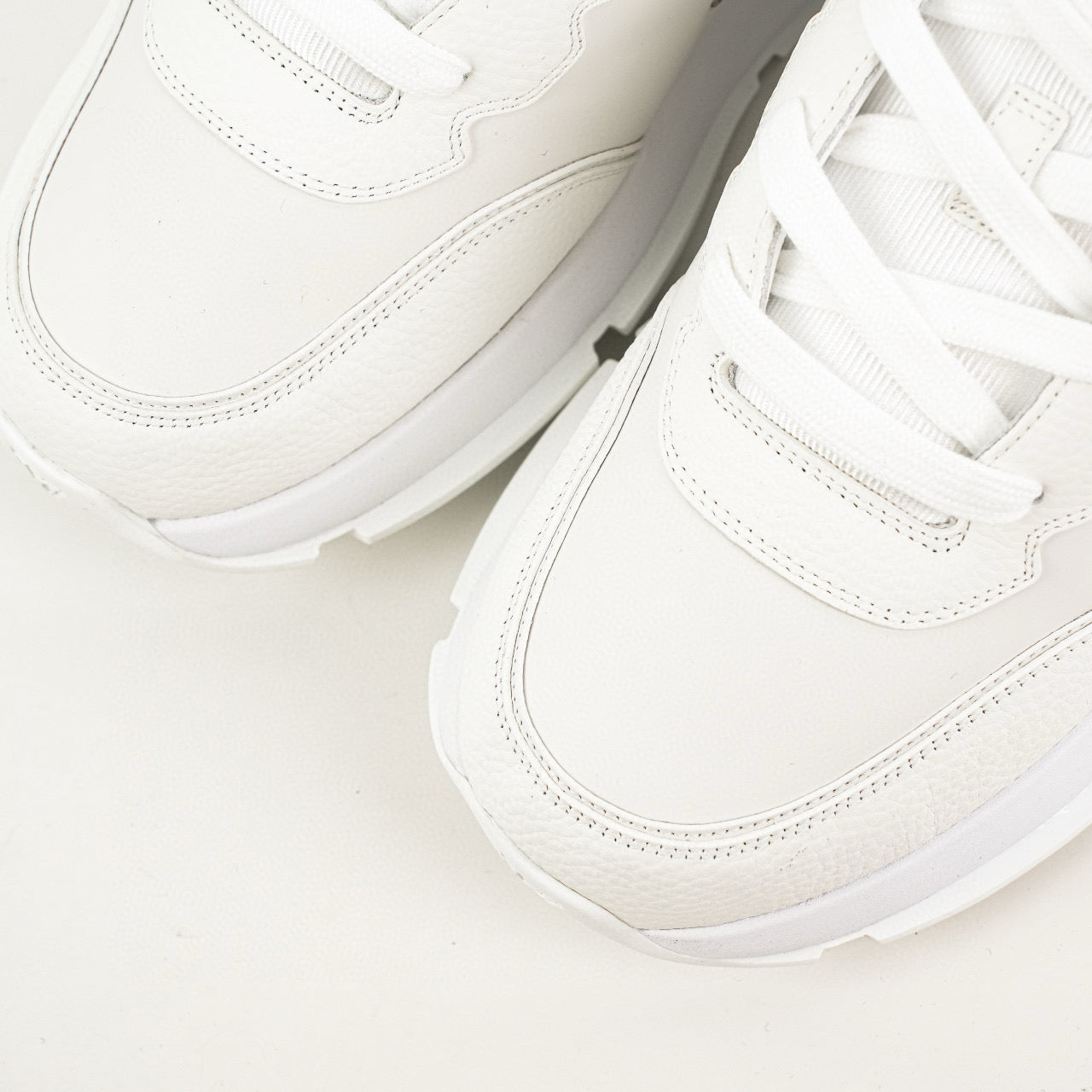 LuxluxHouse Best Quality Shoes Louis Vuitton