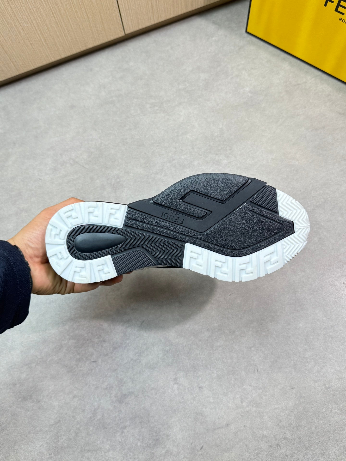 LuxluxHouse Best Quality Shoes Fendi