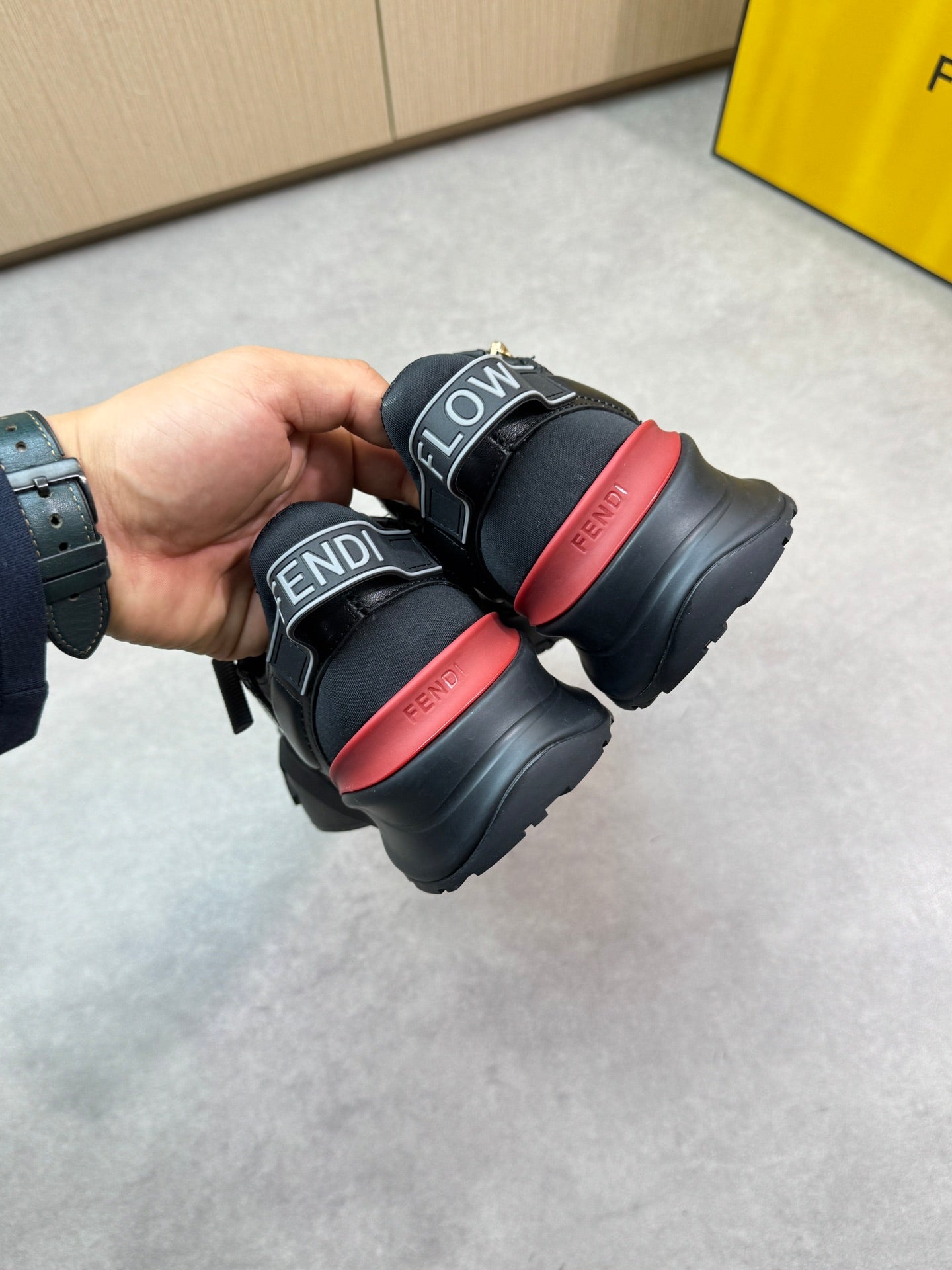 LuxluxHouse Best Quality Shoes Fendi
