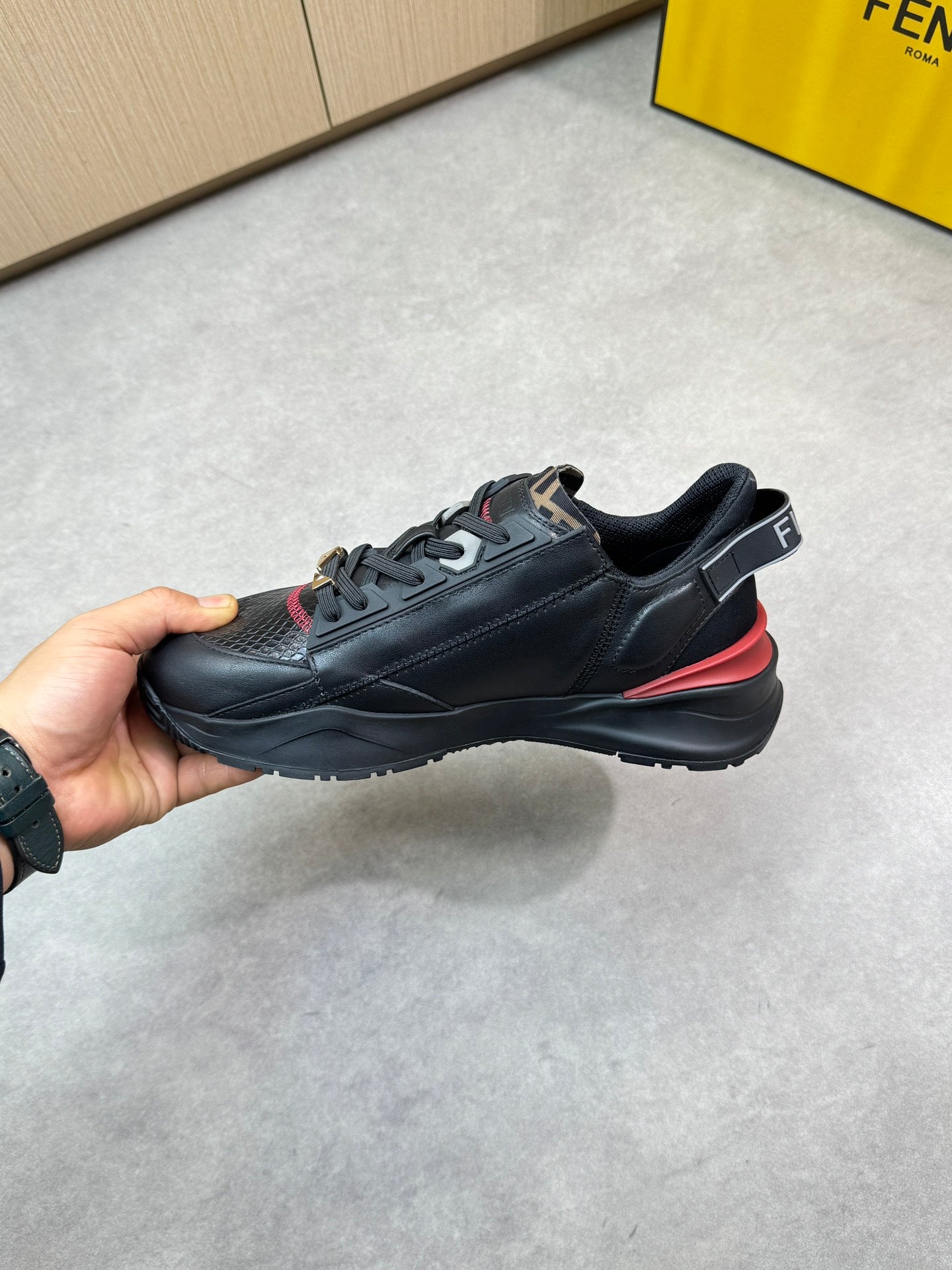 LuxluxHouse Best Quality Shoes Fendi