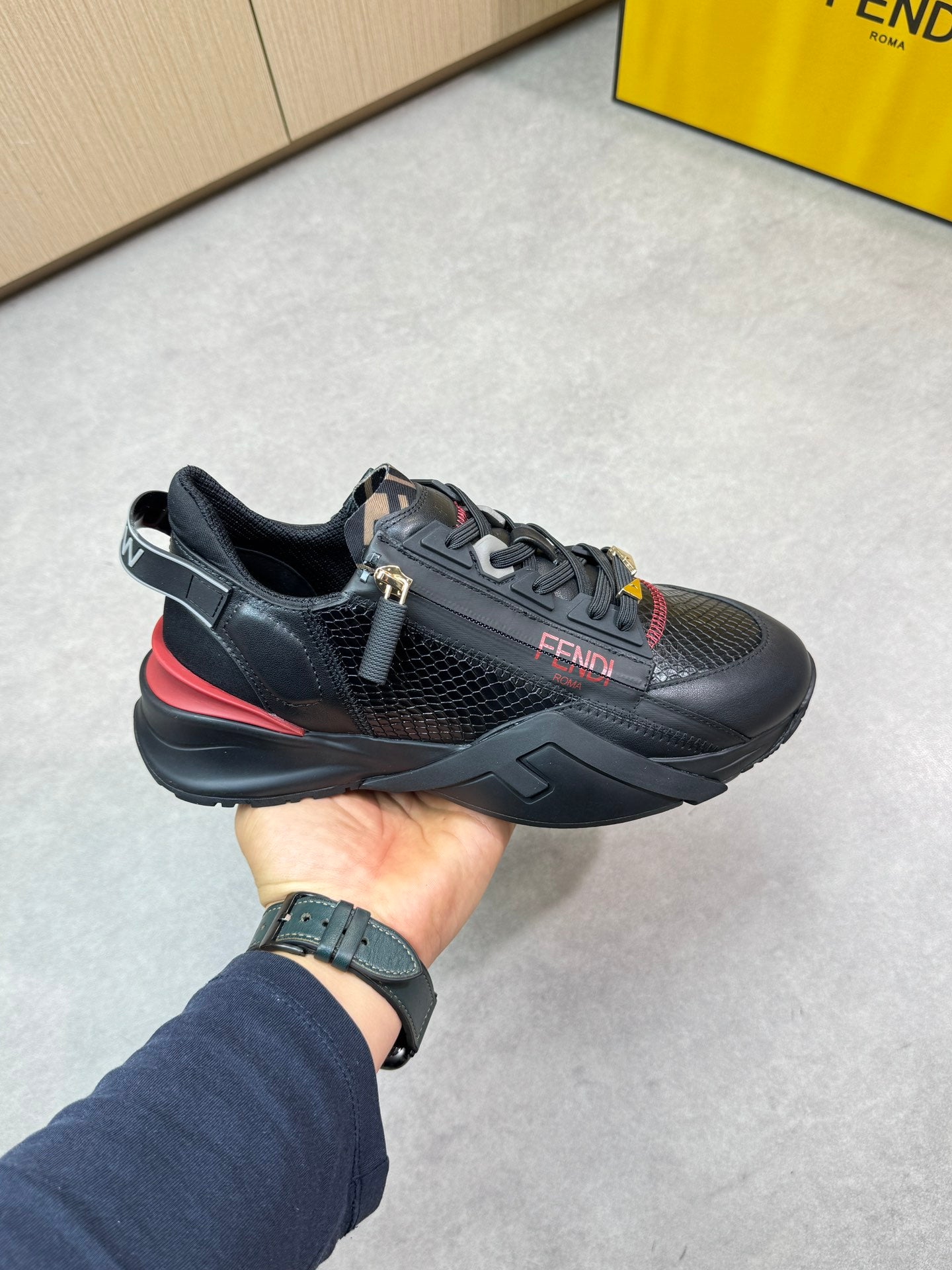 LuxluxHouse Best Quality Shoes Fendi