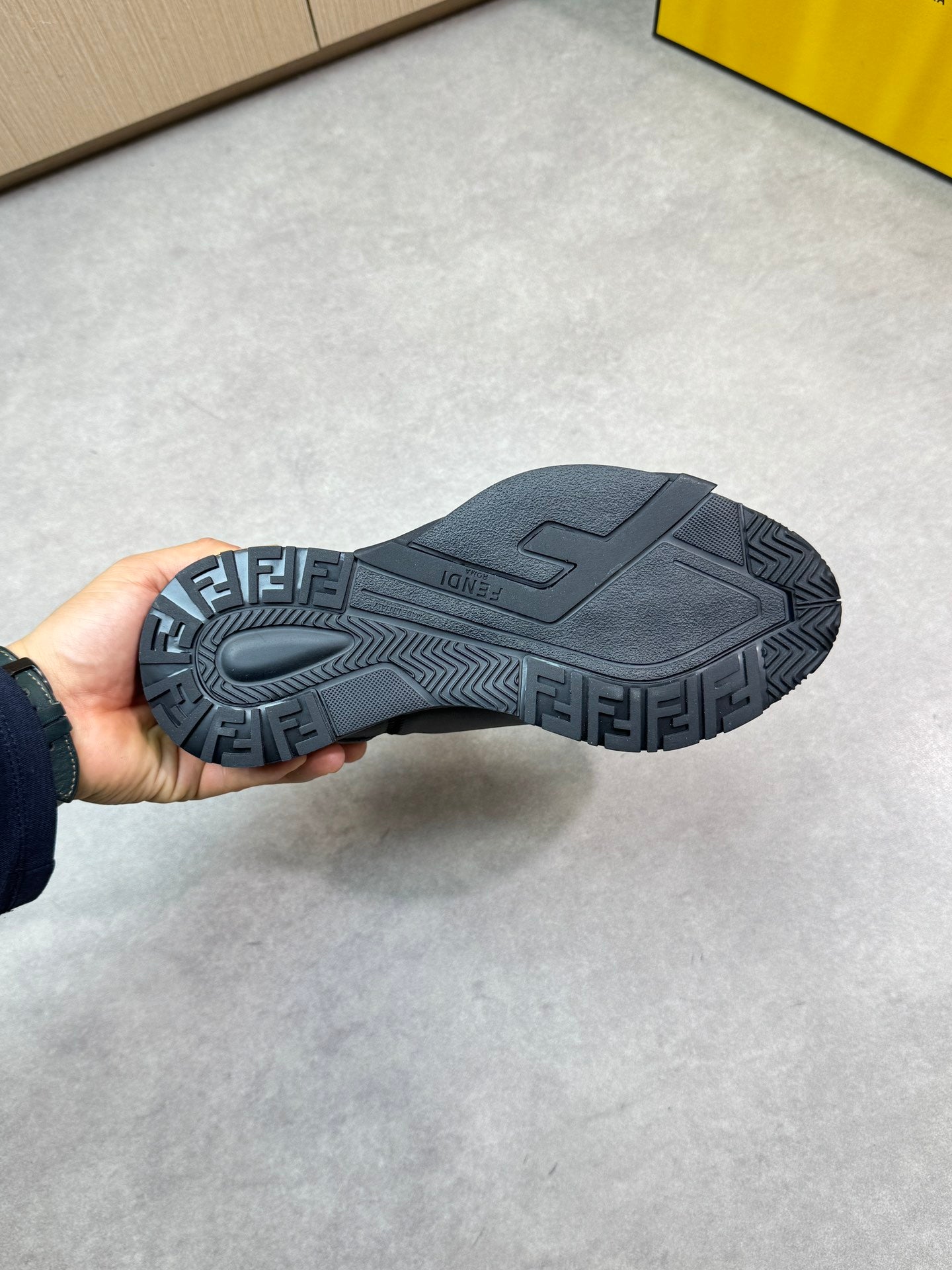 LuxluxHouse Best Quality Shoes Fendi