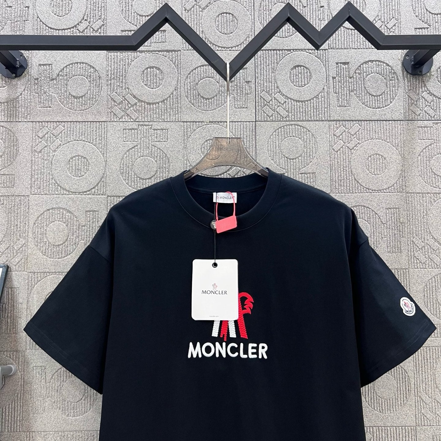 LuxluxHouse Best Quality Clothes T-shirt Moncler