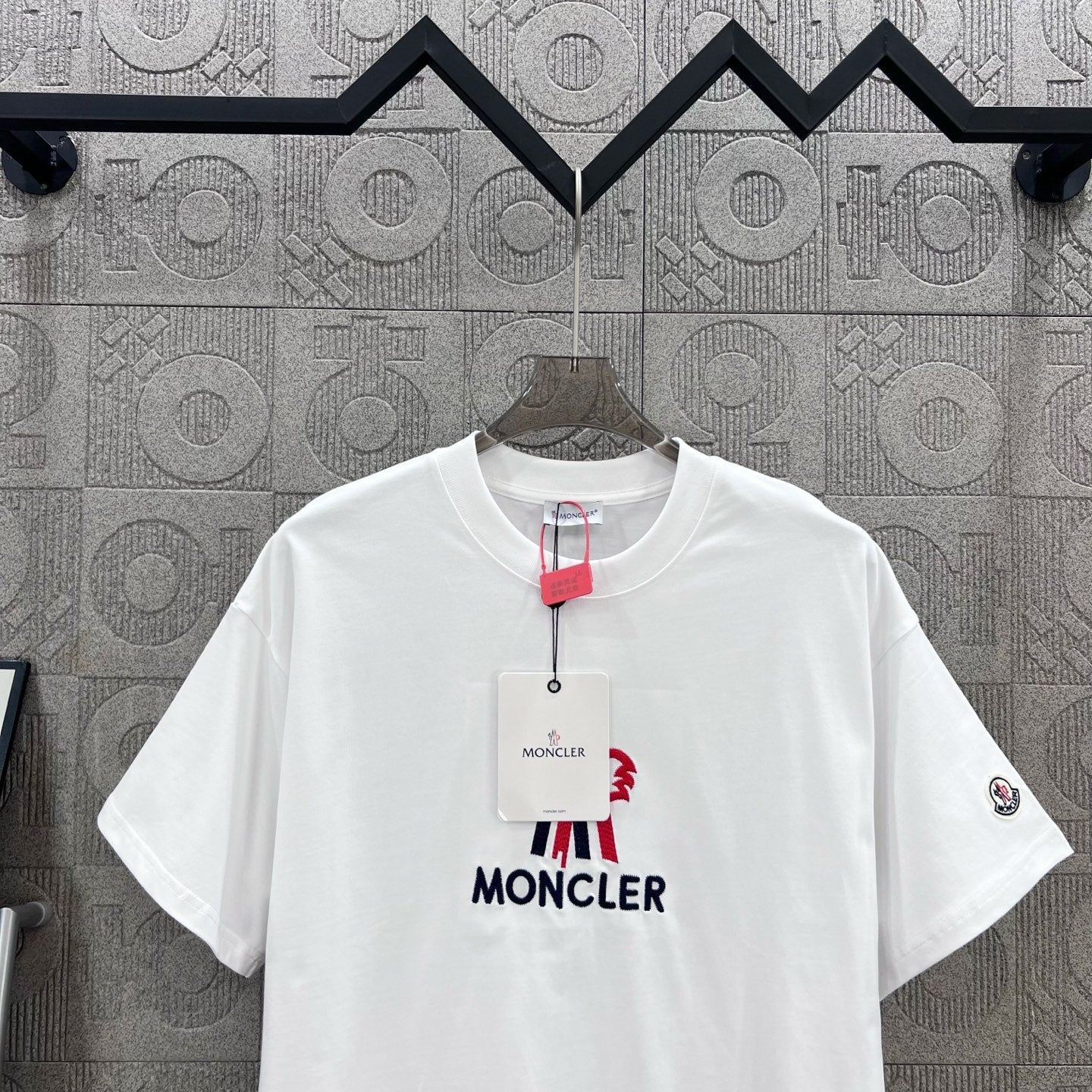 LuxluxHouse Best Quality Clothes T-shirt Moncler