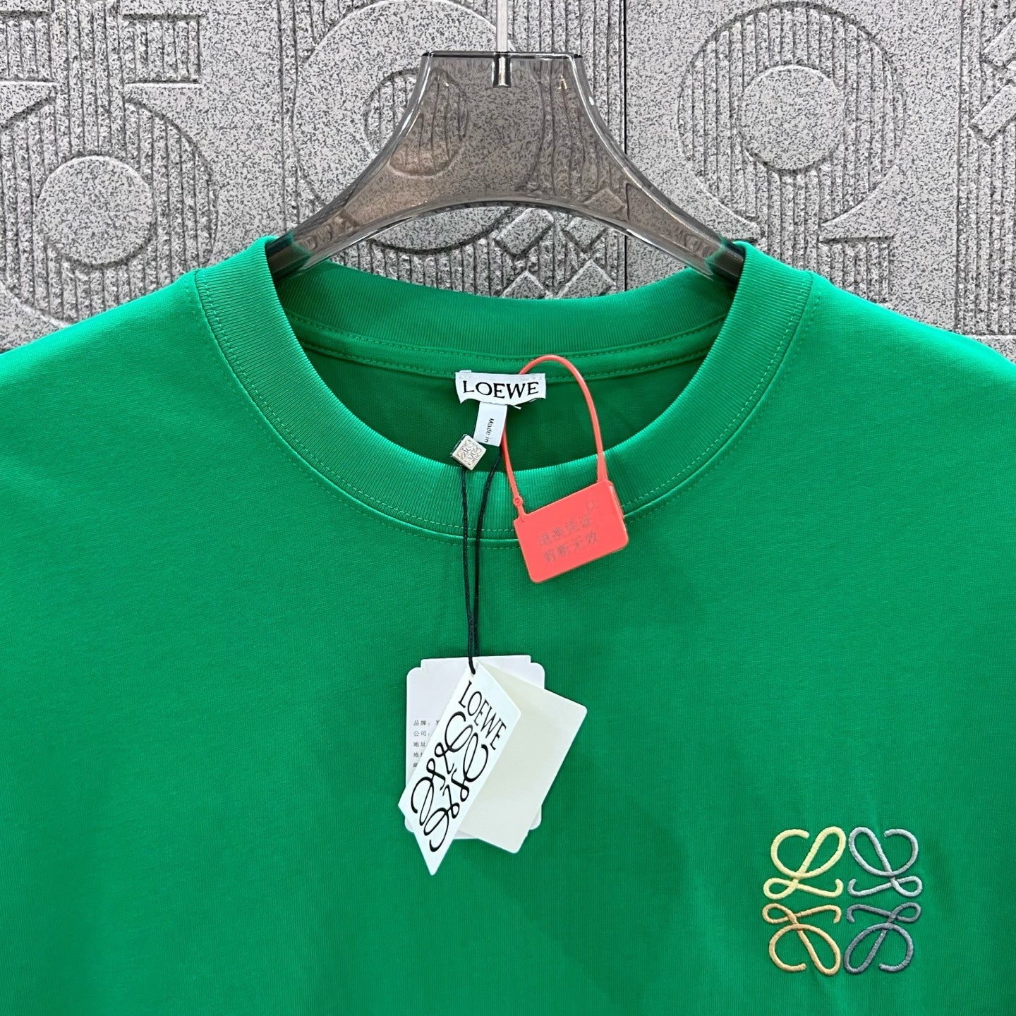 LuxluxHouse Best Quality Clothes T-shirt Loewe