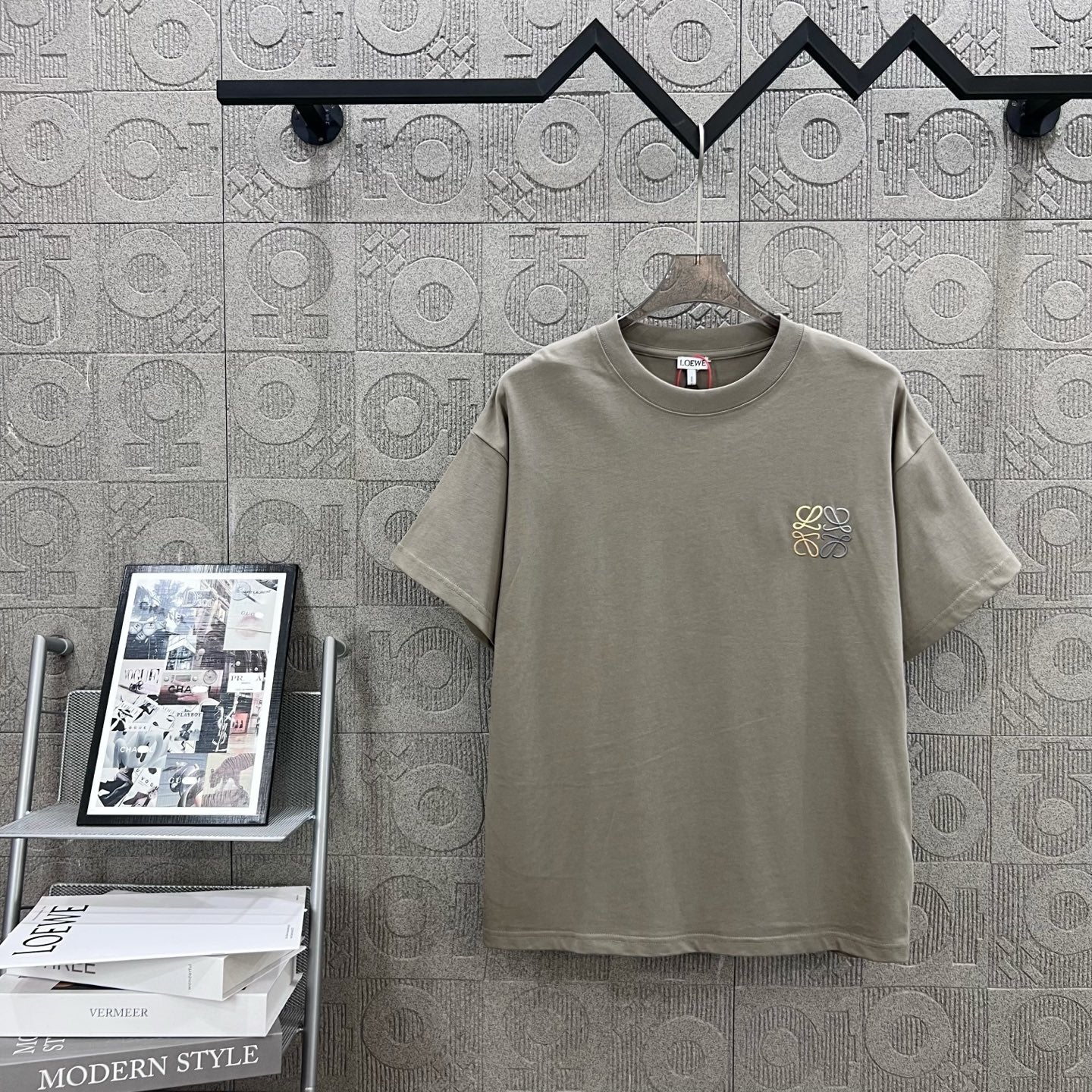 LuxluxHouse Best Quality Clothes T-shirt Loewe