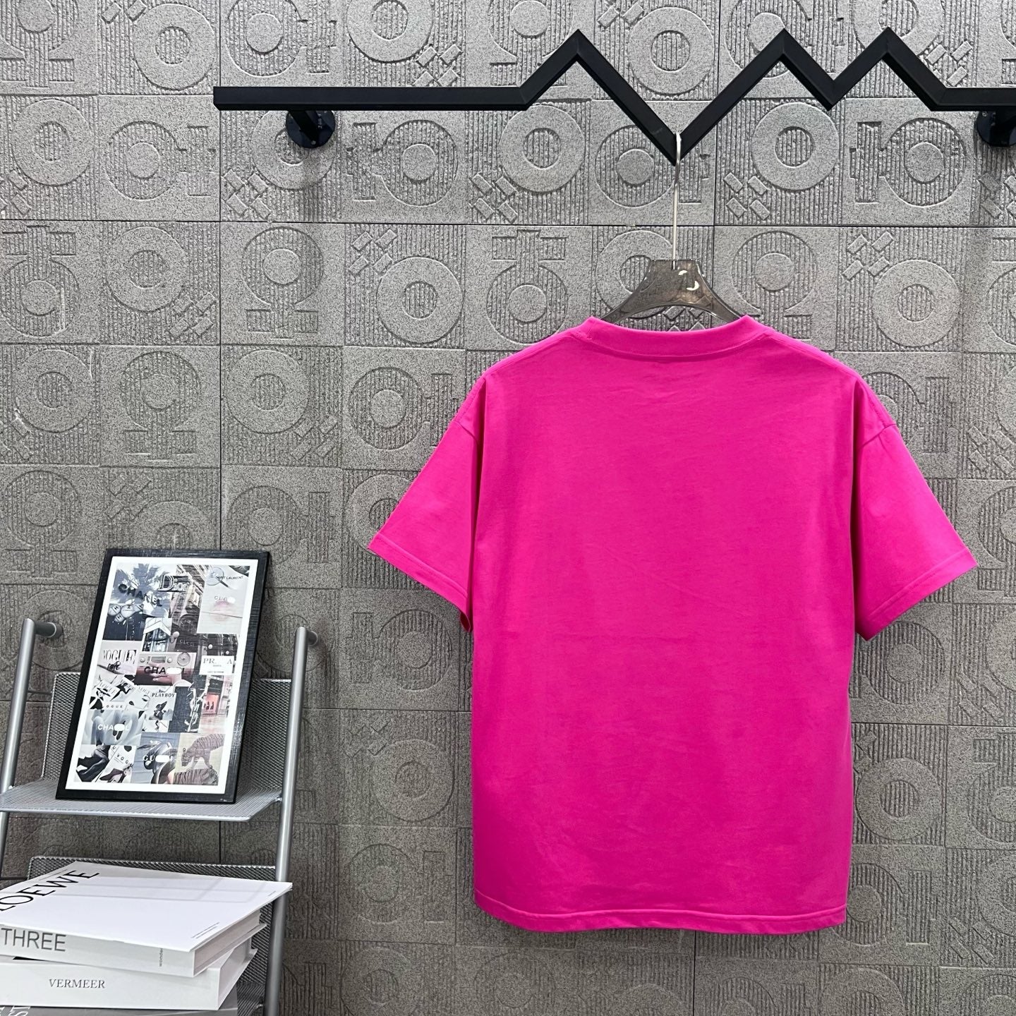 LuxluxHouse Best Quality Clothes T-shirt Loewe