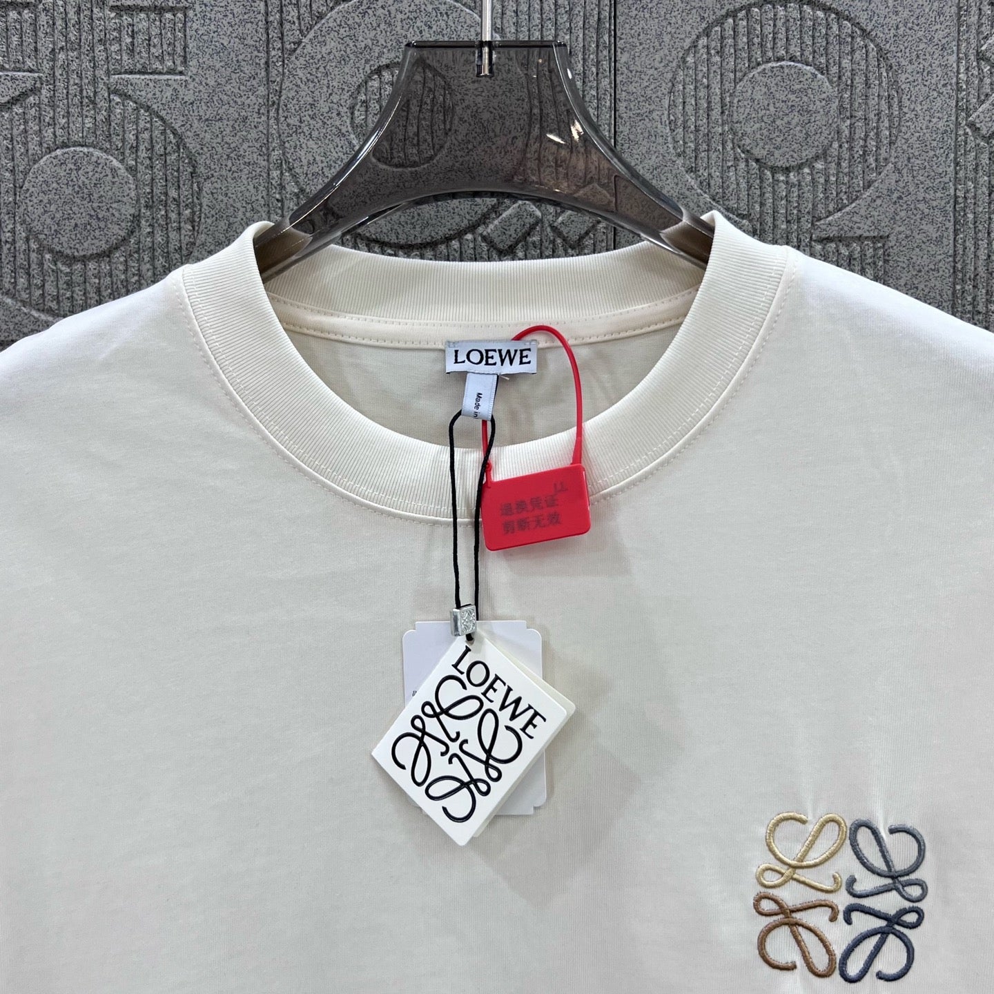 LuxluxHouse Best Quality Clothes T-shirt Loewe