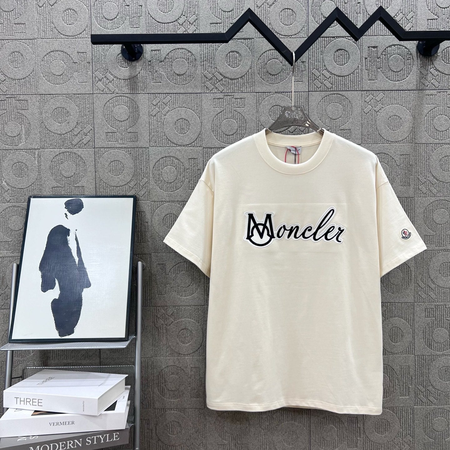 LuxluxHouse Best Quality Clothes T-shirt Moncler