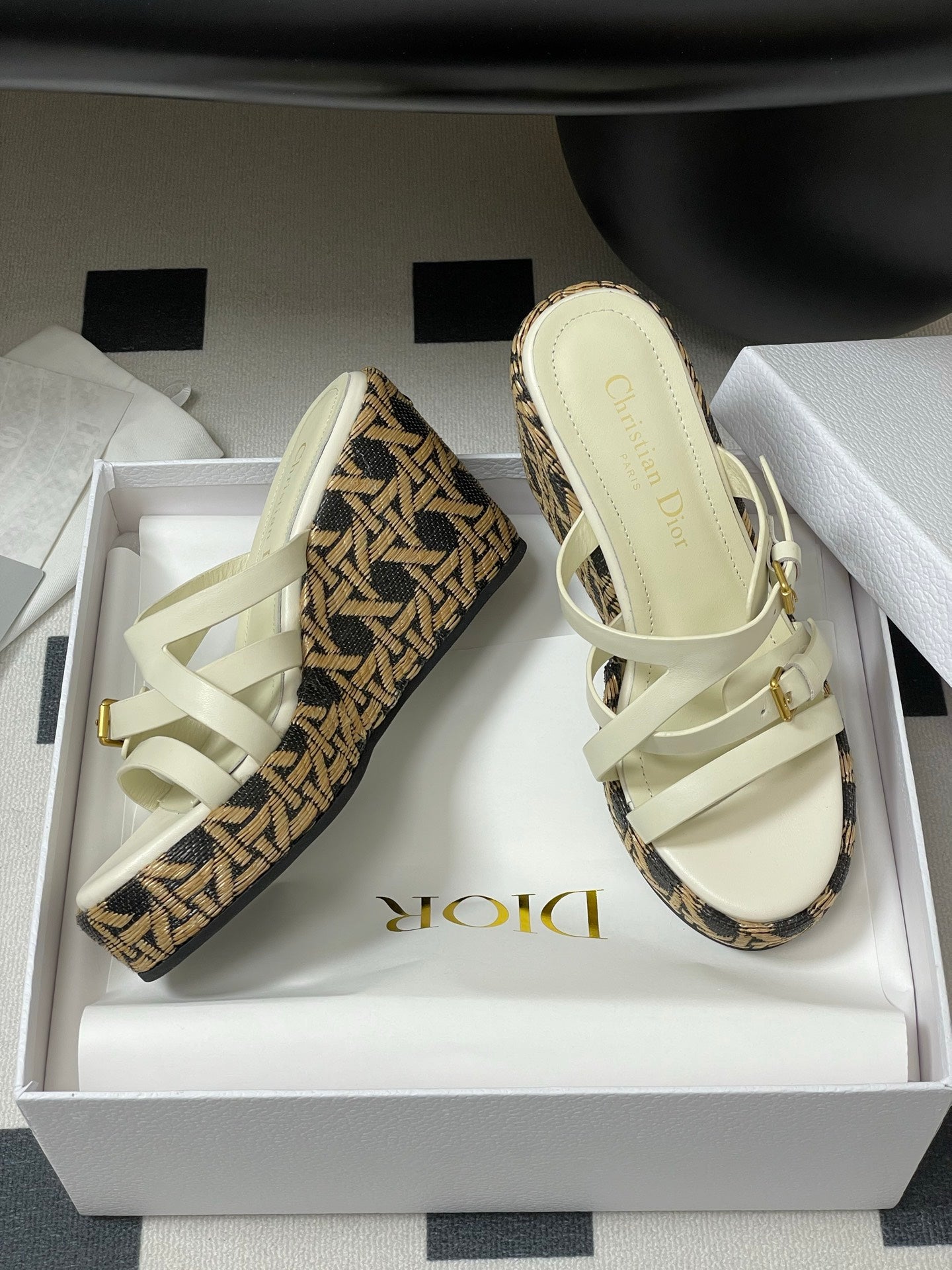 LuxluxHouse Best Quality Women Shoes Dior