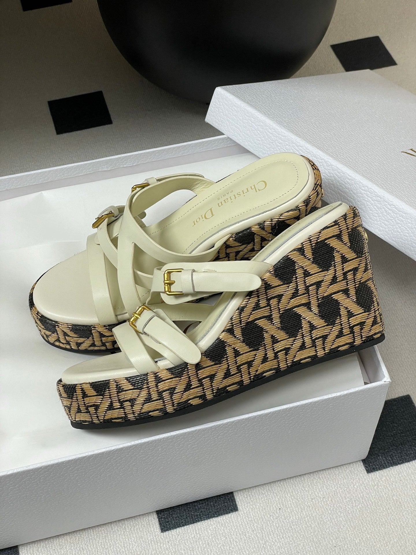 LuxluxHouse Best Quality Women Shoes Dior