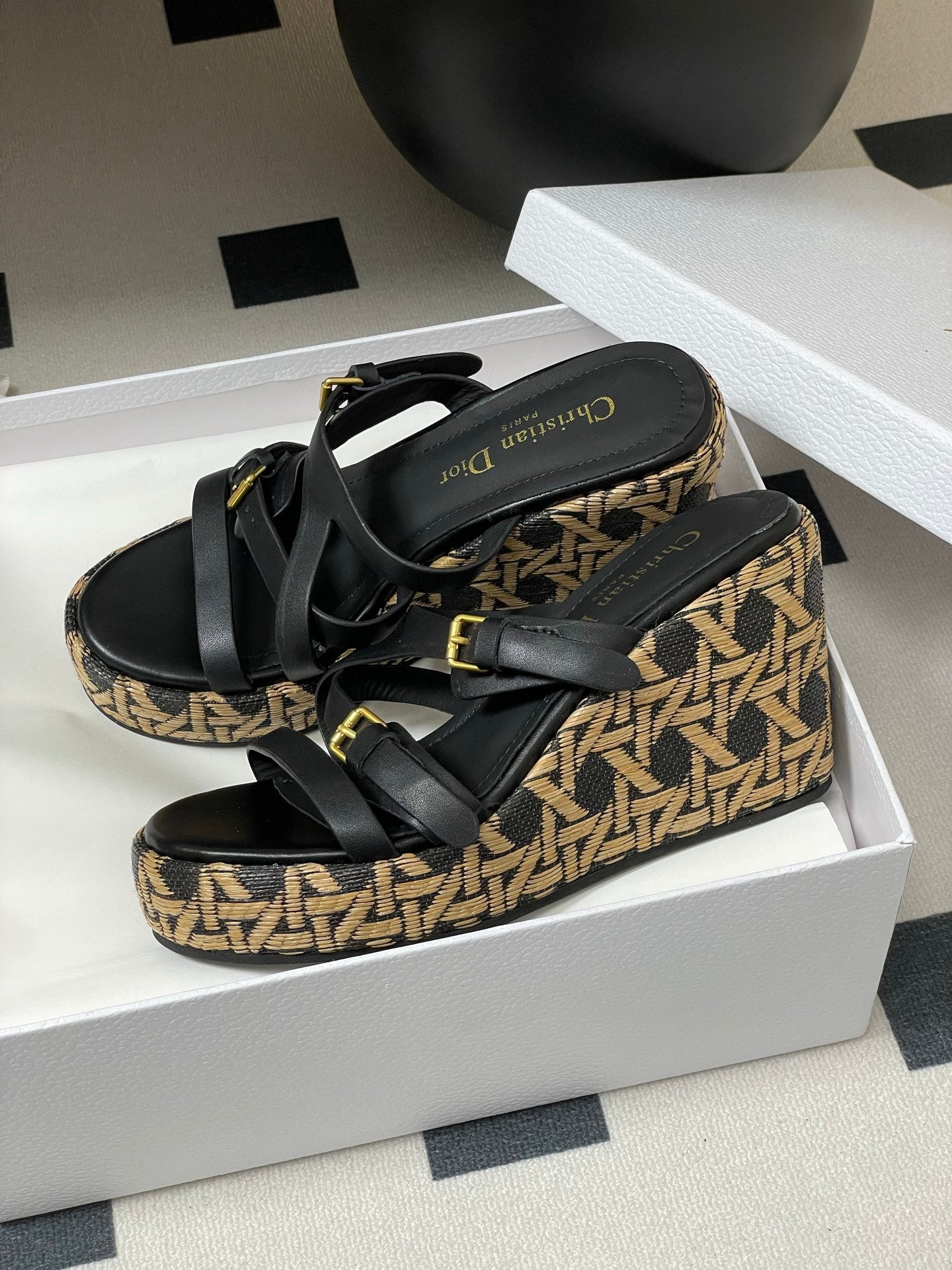 LuxluxHouse Best Quality Women Shoes Dior