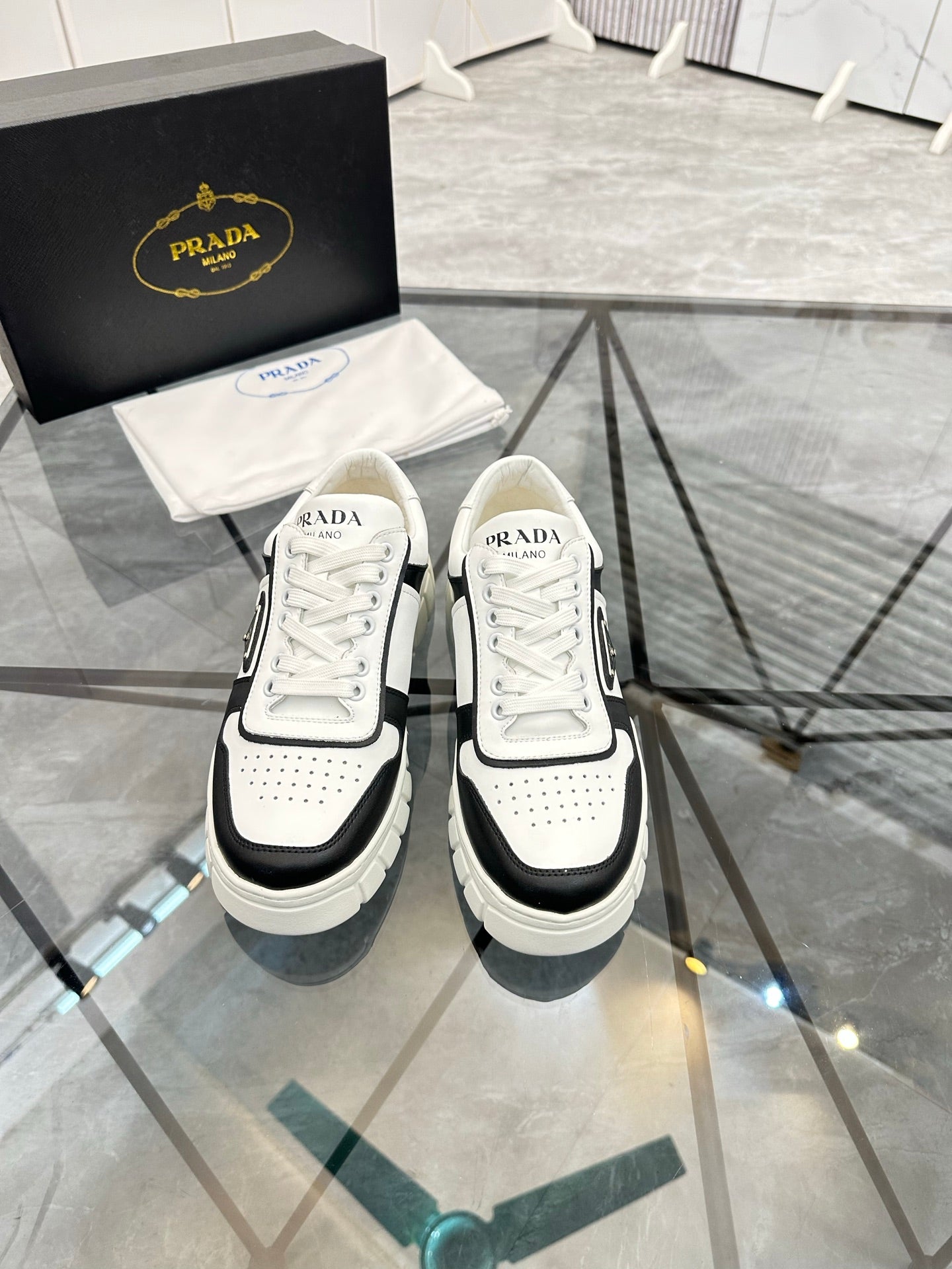 LuxluxHouse Best Quality Shoes Prada