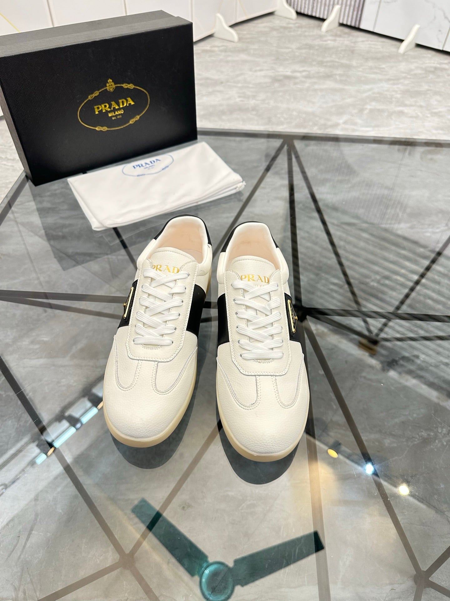LuxluxHouse Best Quality Shoes Prada