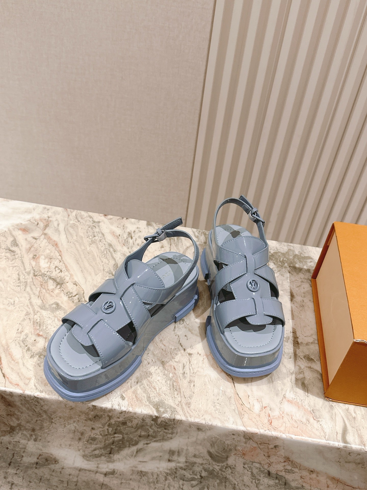 LuxluxHouse Best Quality Women Shoes Louis Vuitton