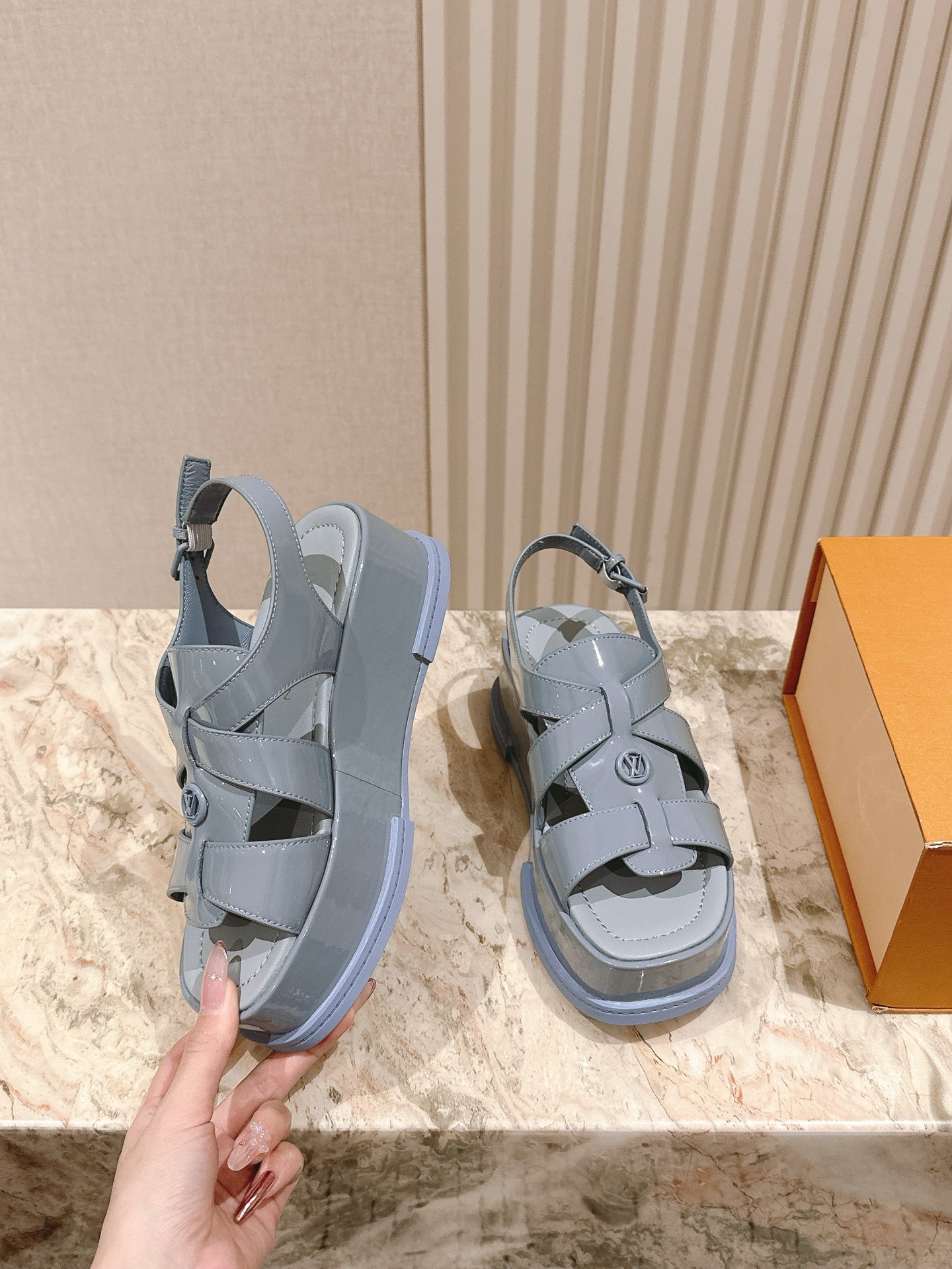LuxluxHouse Best Quality Women Shoes Louis Vuitton