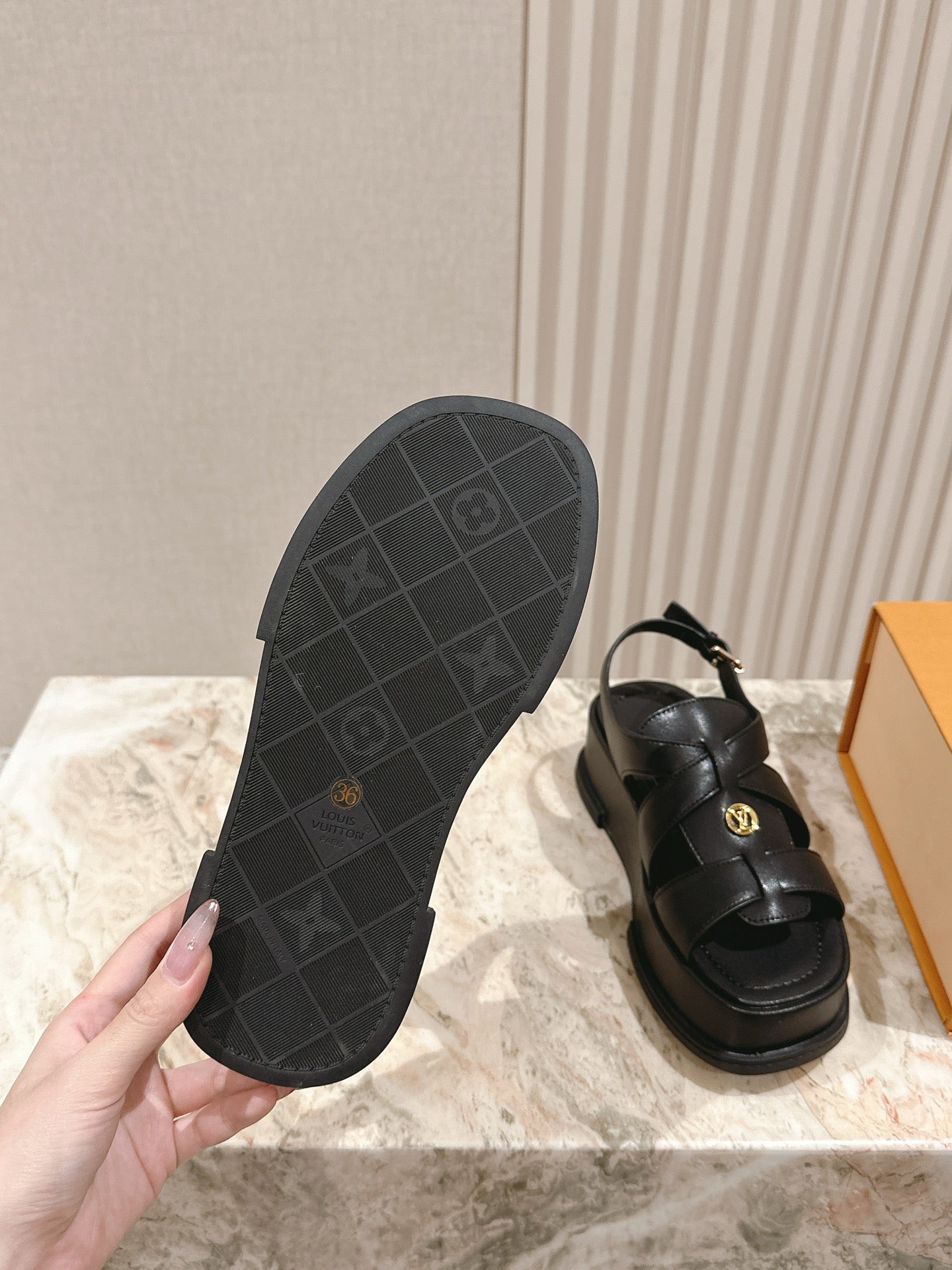 LuxluxHouse Best Quality Women Shoes Louis Vuitton
