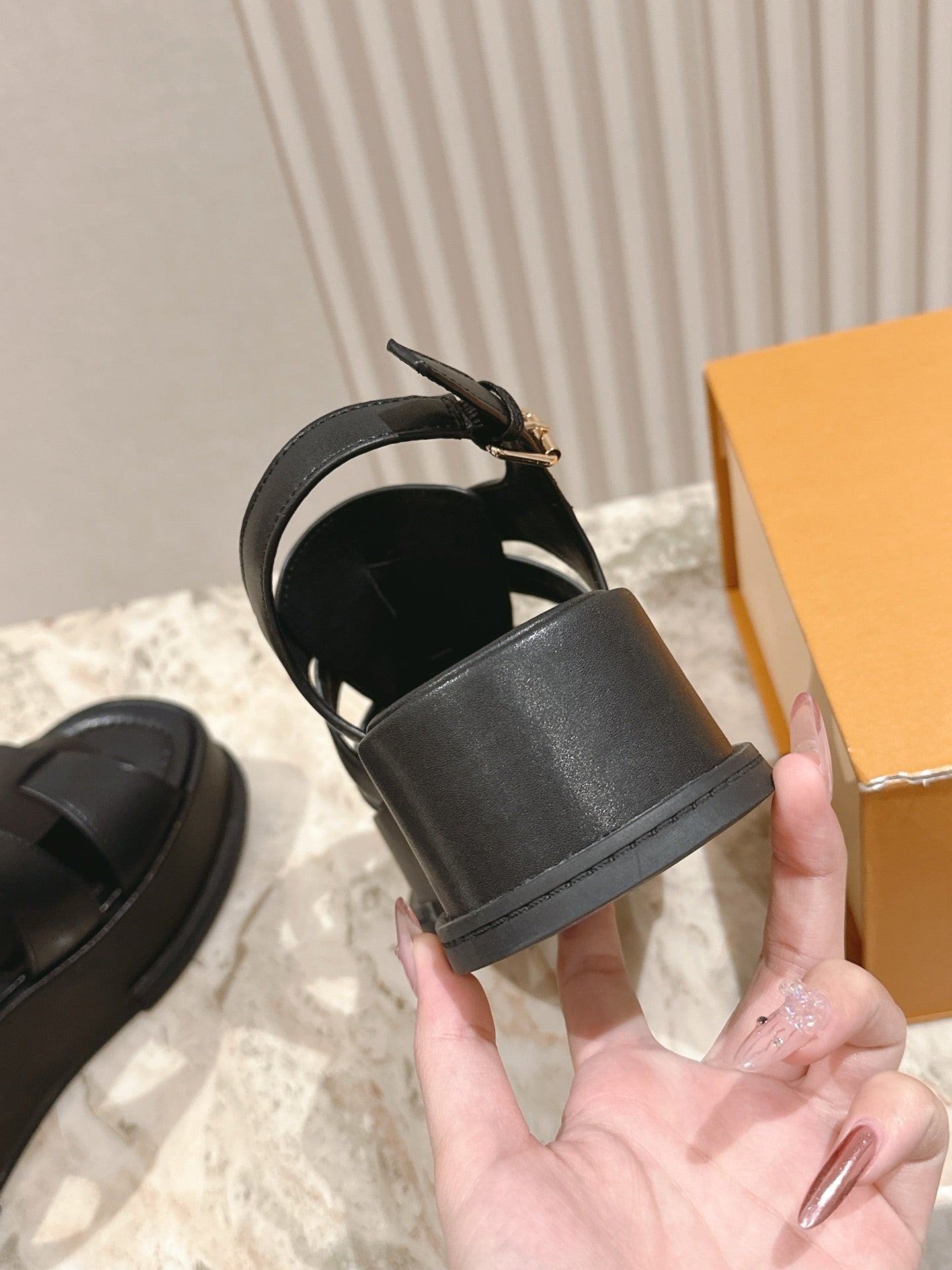LuxluxHouse Best Quality Women Shoes Louis Vuitton