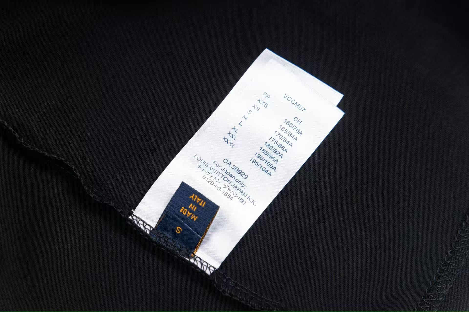 LuxluxHouse Best Quality Clothes T-shirt Louis Vuitton