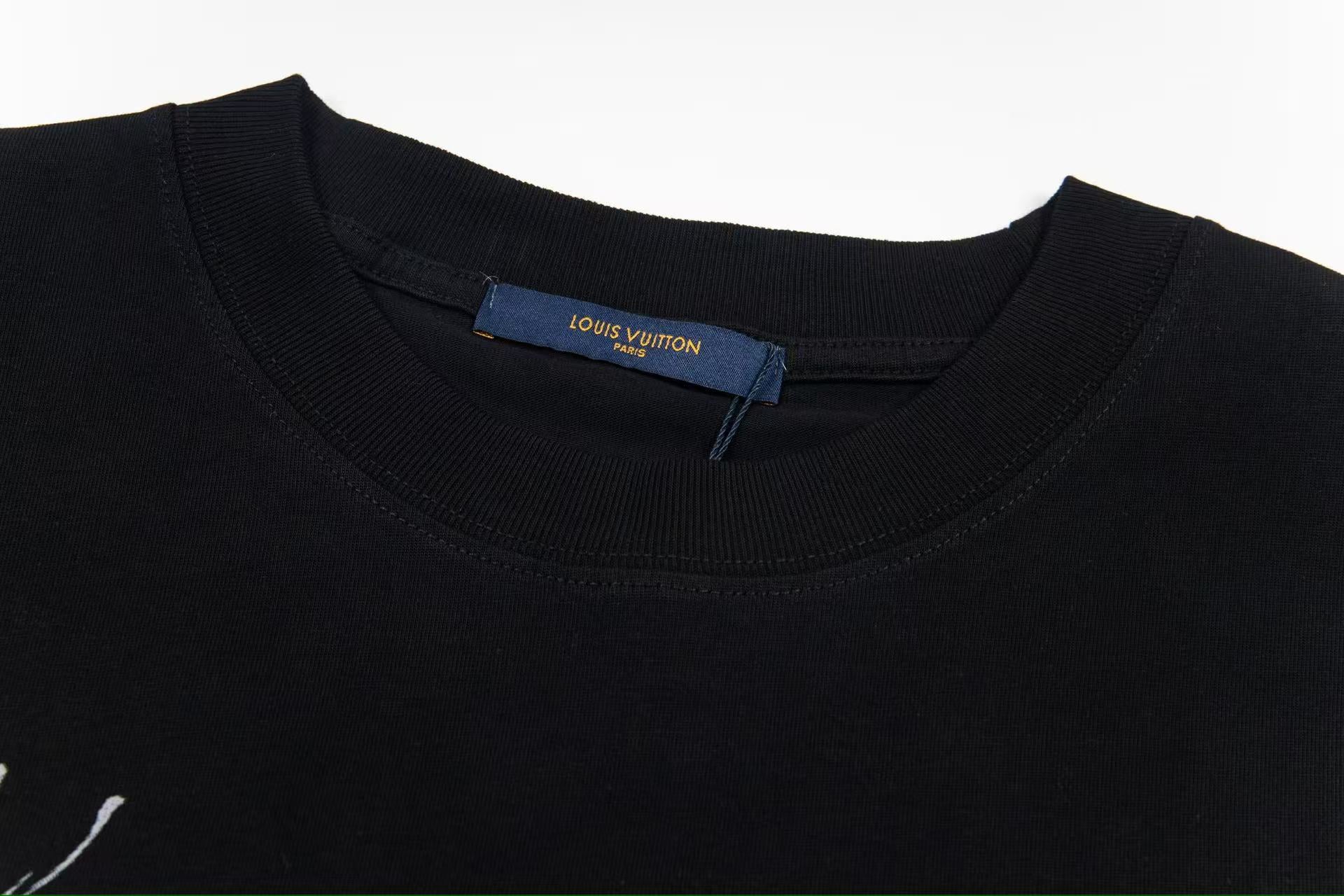 LuxluxHouse Best Quality Clothes T-shirt Louis Vuitton