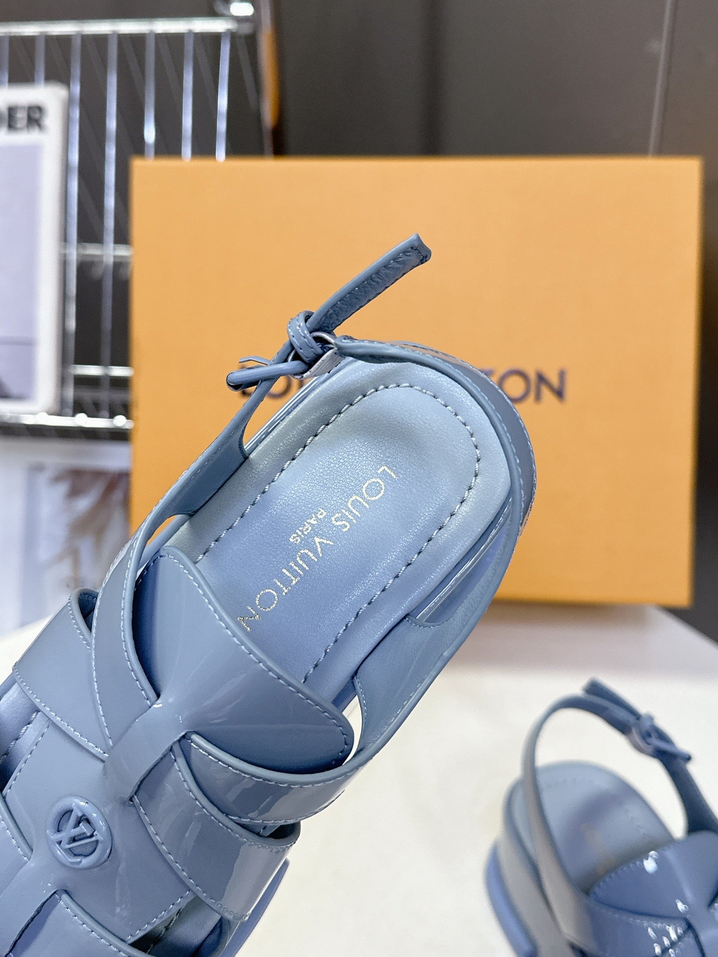LuxluxHouse Best Quality Women Shoes Louis Vuitton