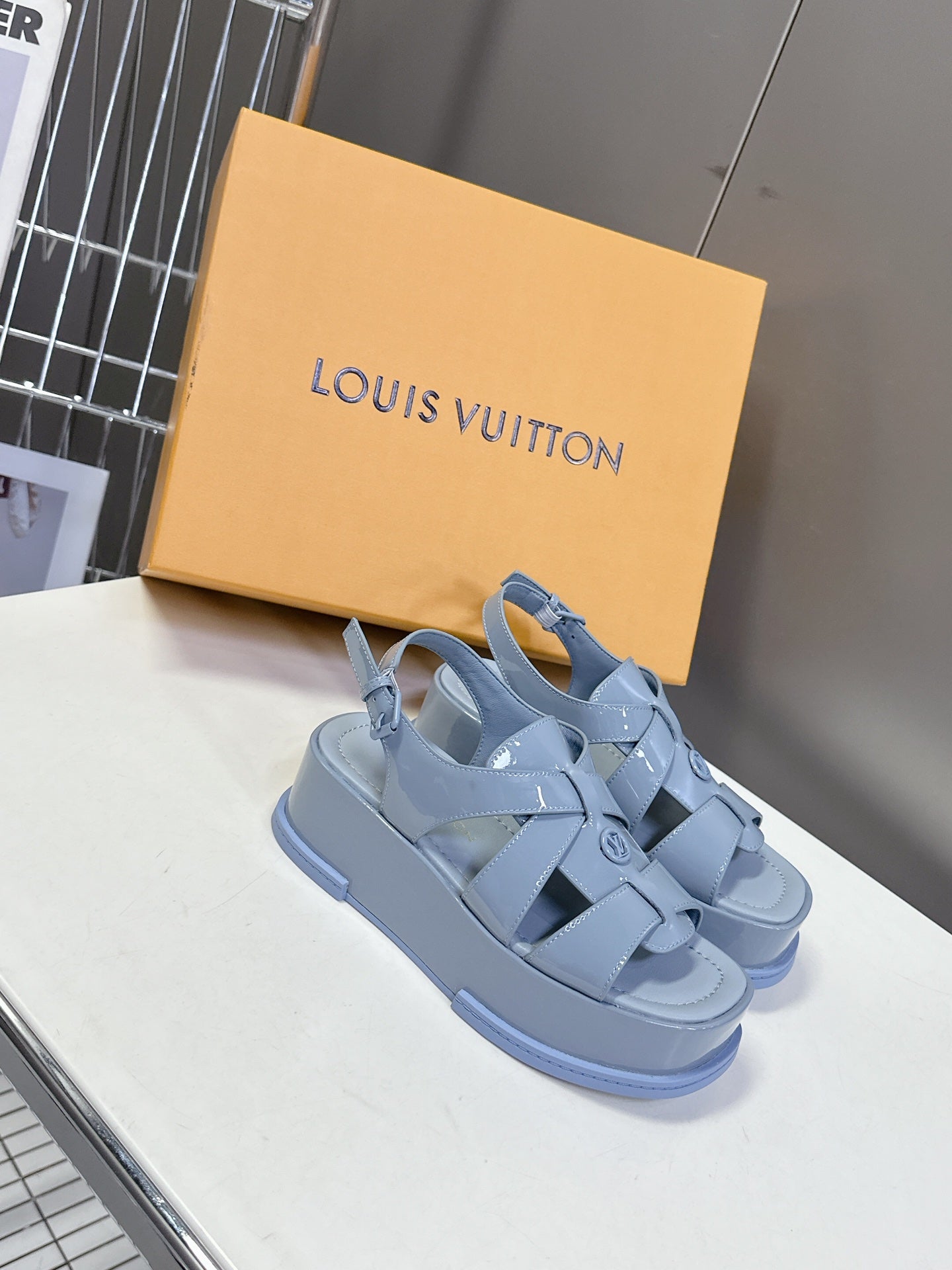 LuxluxHouse Best Quality Women Shoes Louis Vuitton