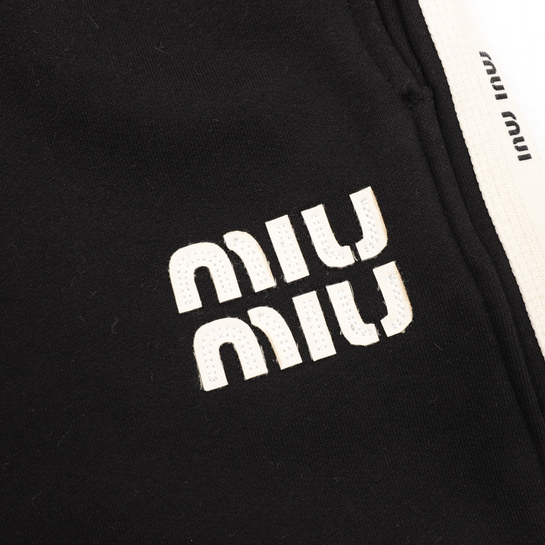 LuxluxHouse Best Quality Clothes Miu Miu Pants