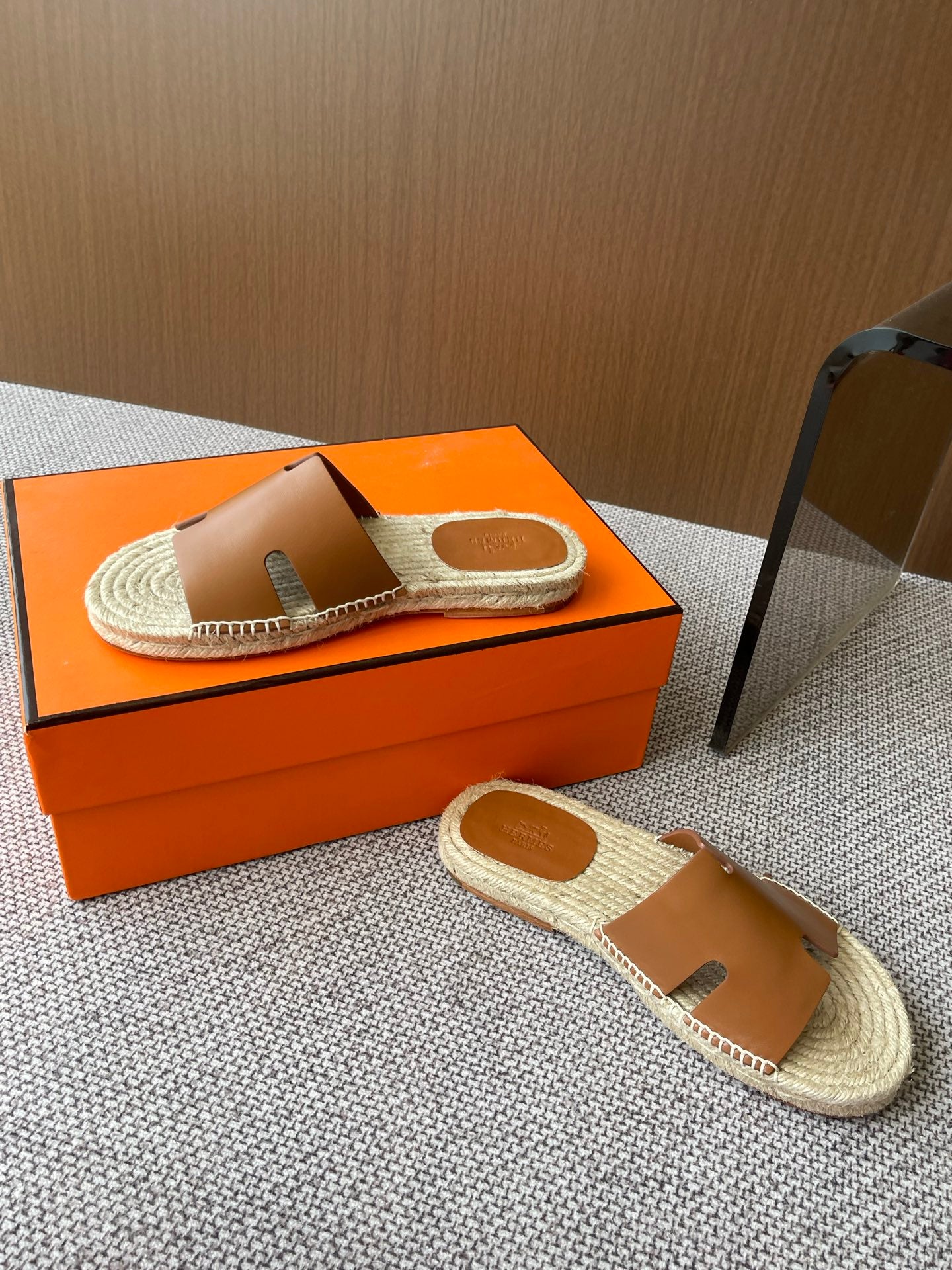 LuxluxHouse Best Quality Women Shoes Hermes