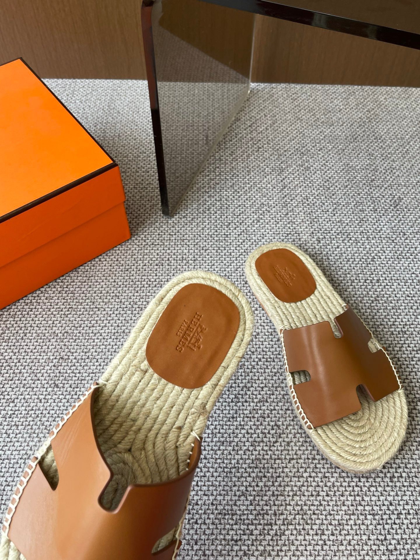 LuxluxHouse Best Quality Women Shoes Hermes