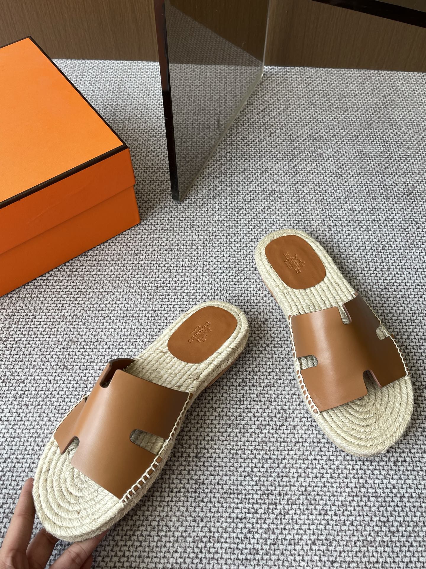 LuxluxHouse Best Quality Women Shoes Hermes