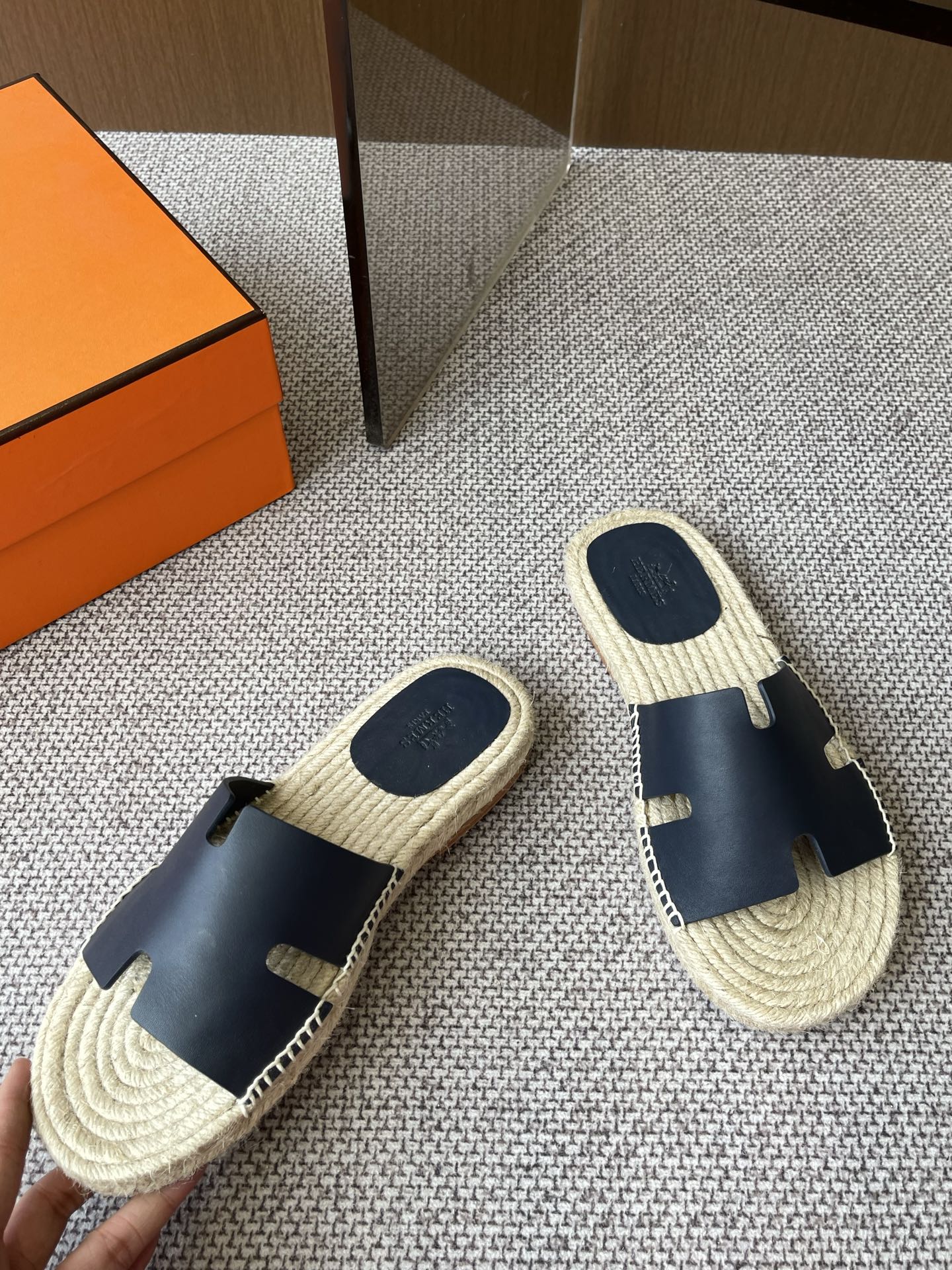 LuxluxHouse Best Quality Women Shoes Hermes