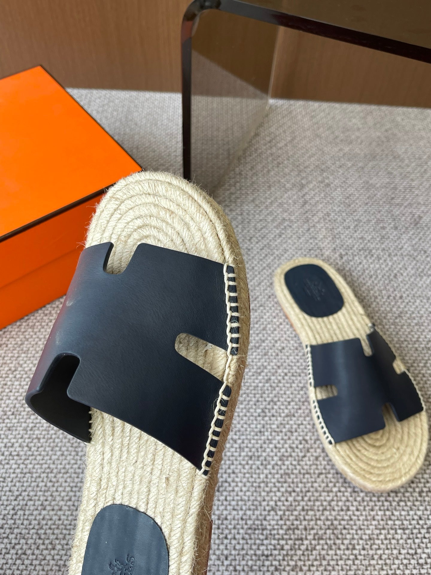LuxluxHouse Best Quality Women Shoes Hermes