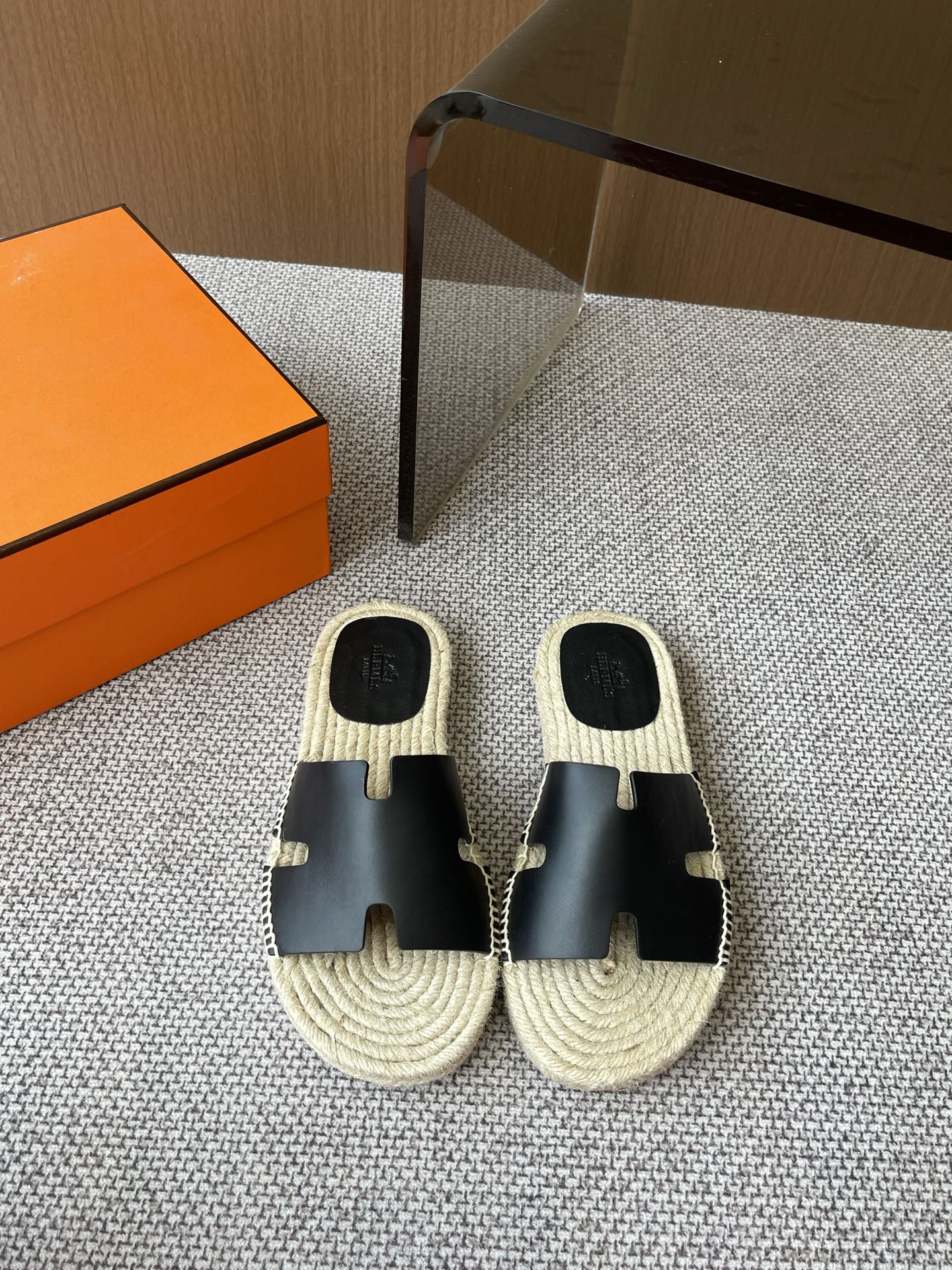 LuxluxHouse Best Quality Women Shoes Hermes
