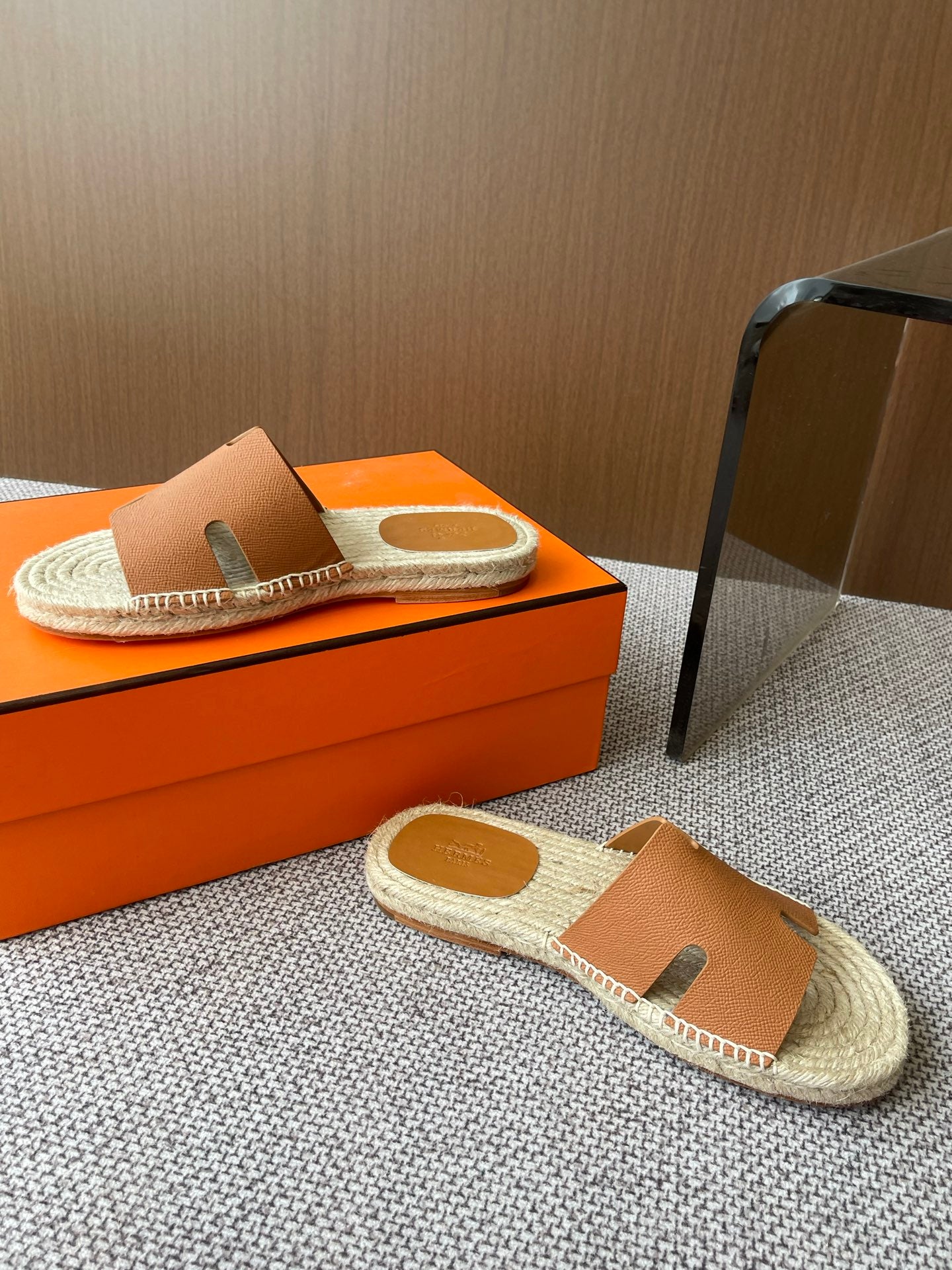 LuxluxHouse Best Quality Women Shoes Hermes