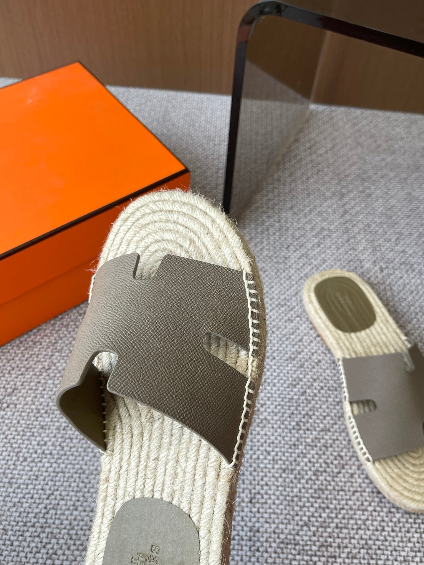 LuxluxHouse Best Quality Women Shoes Hermes