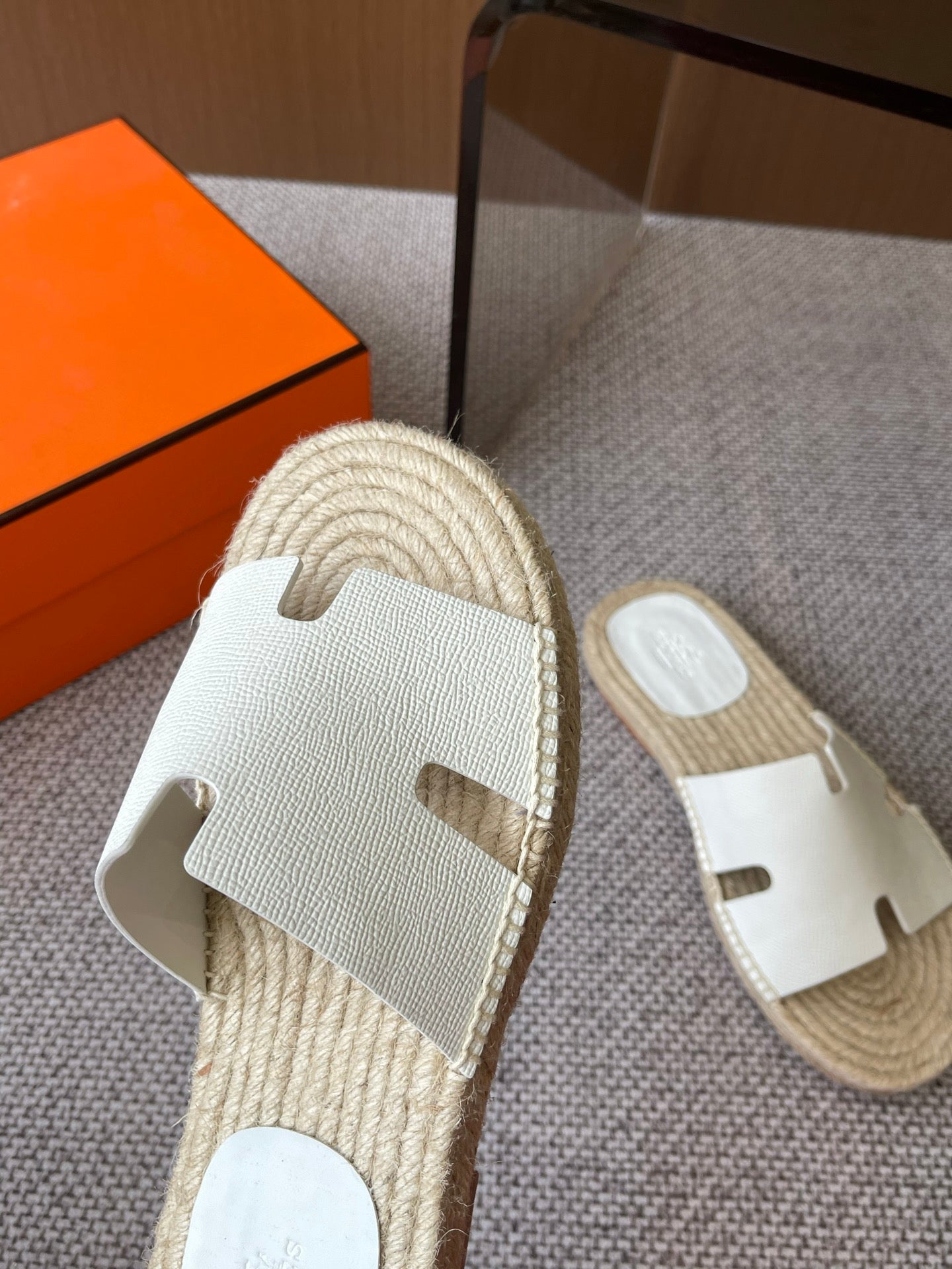 LuxluxHouse Best Quality Women Shoes Hermes