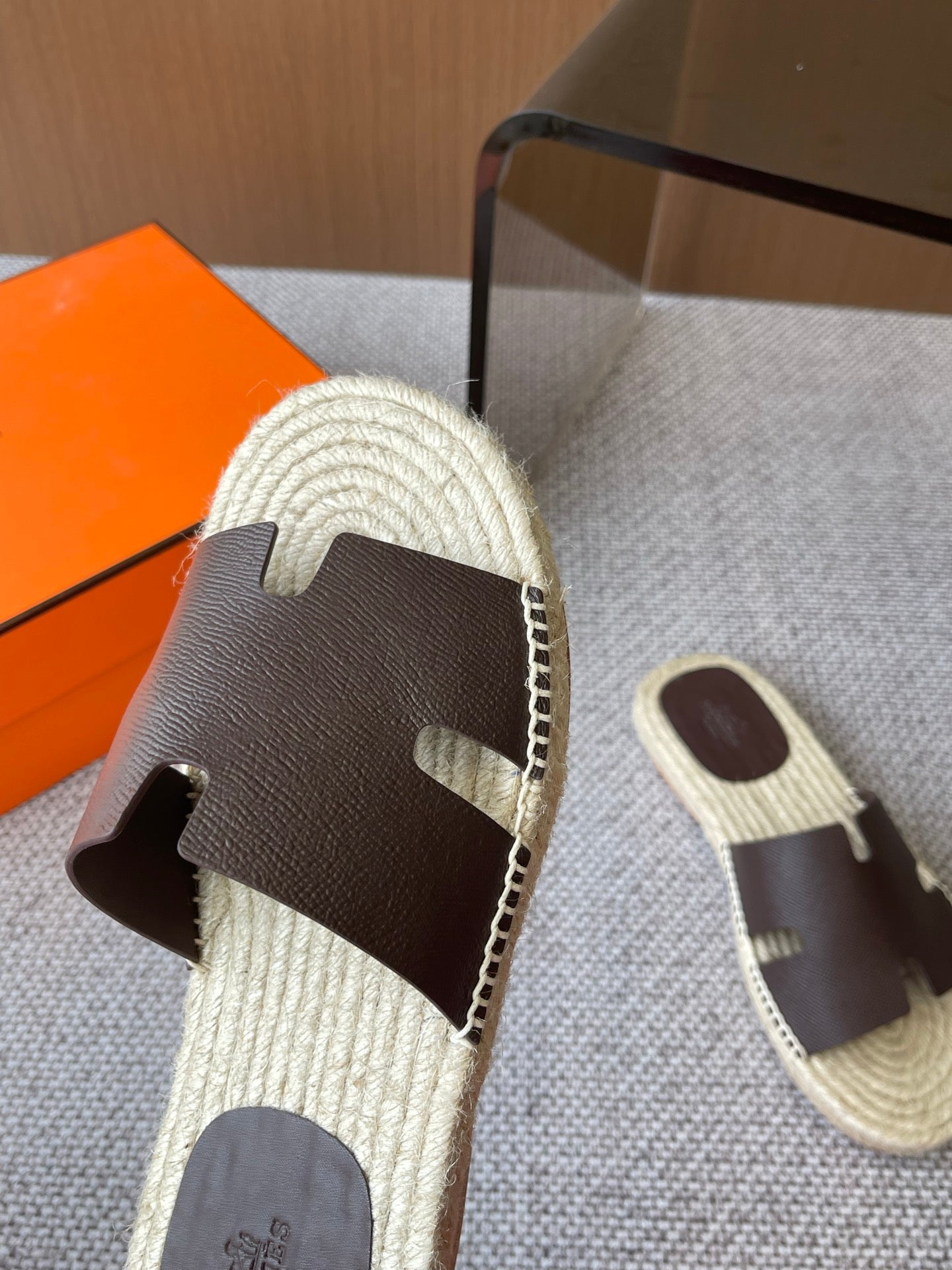 LuxluxHouse Best Quality Women Shoes Hermes
