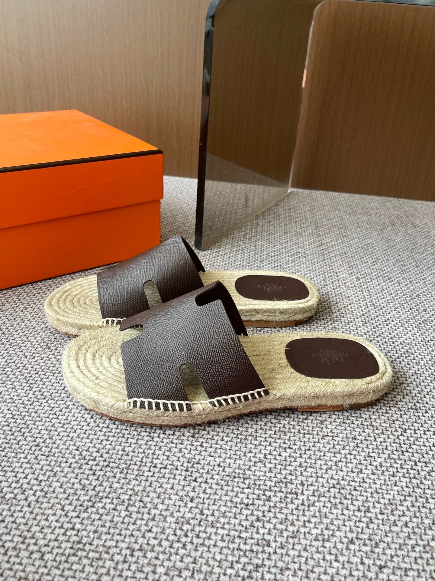 LuxluxHouse Best Quality Women Shoes Hermes