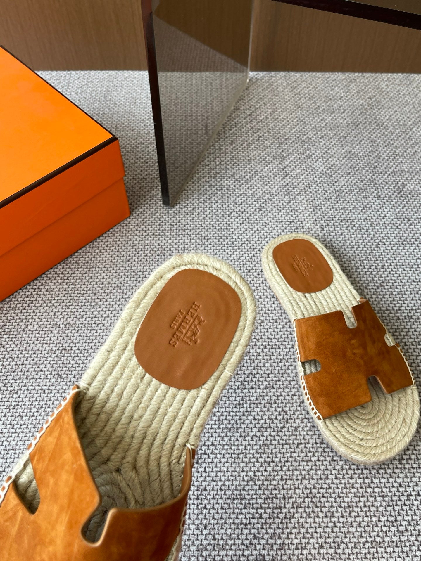 LuxluxHouse Best Quality Women Shoes Hermes